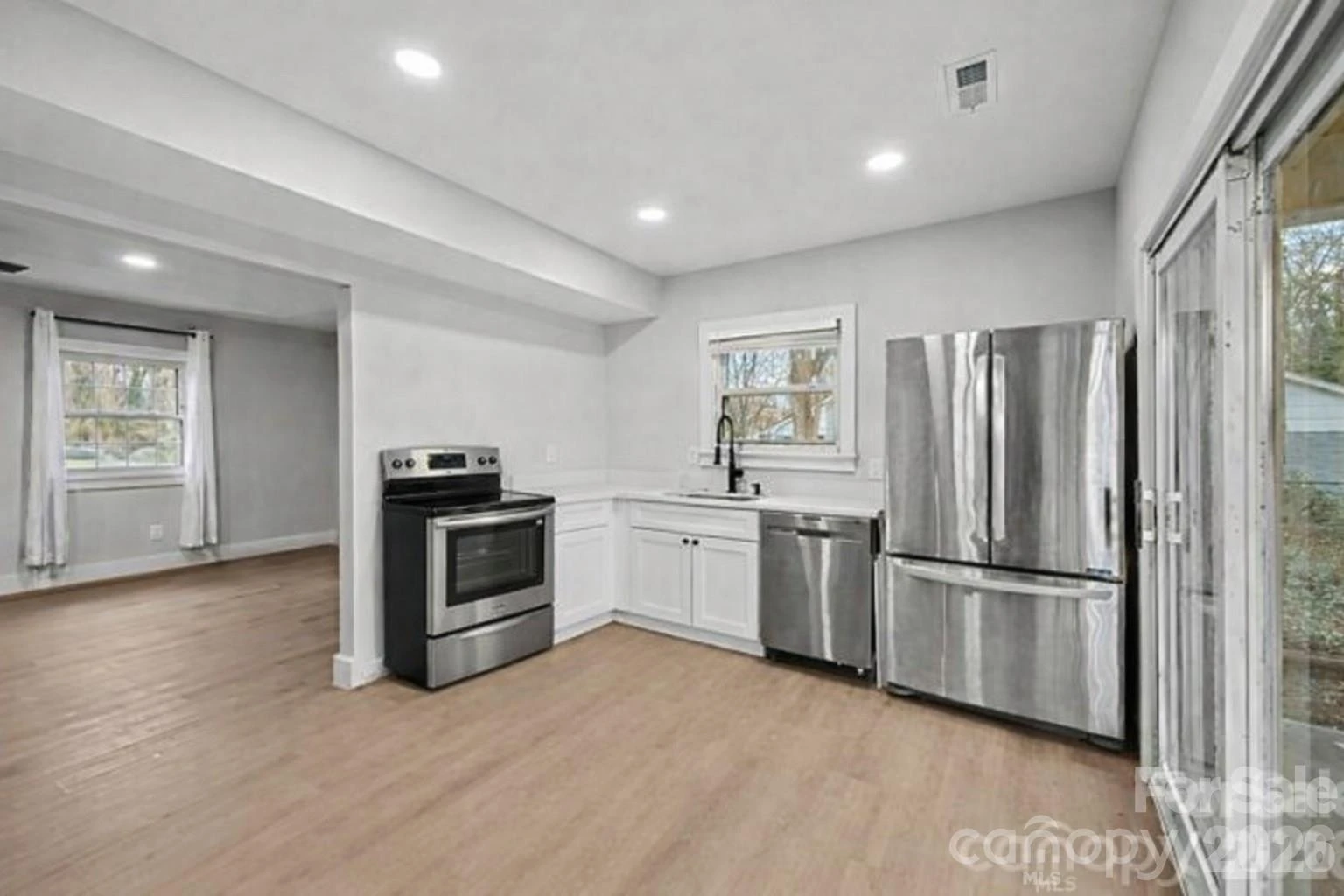 5008 The Plaza None - Photo 15