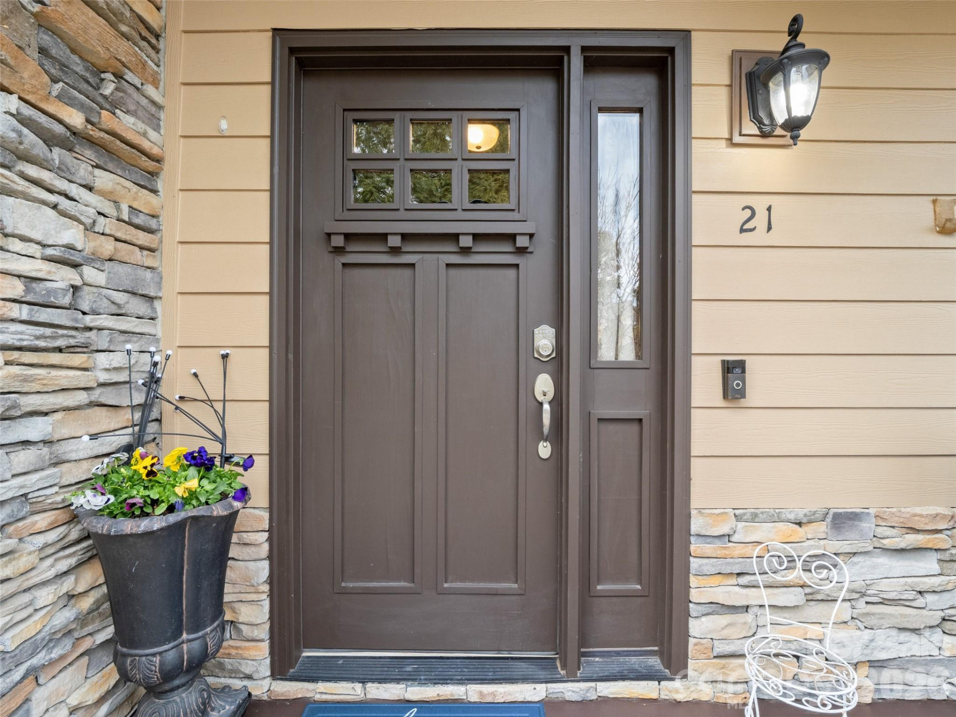 21 Jeff Drive - Photo 7