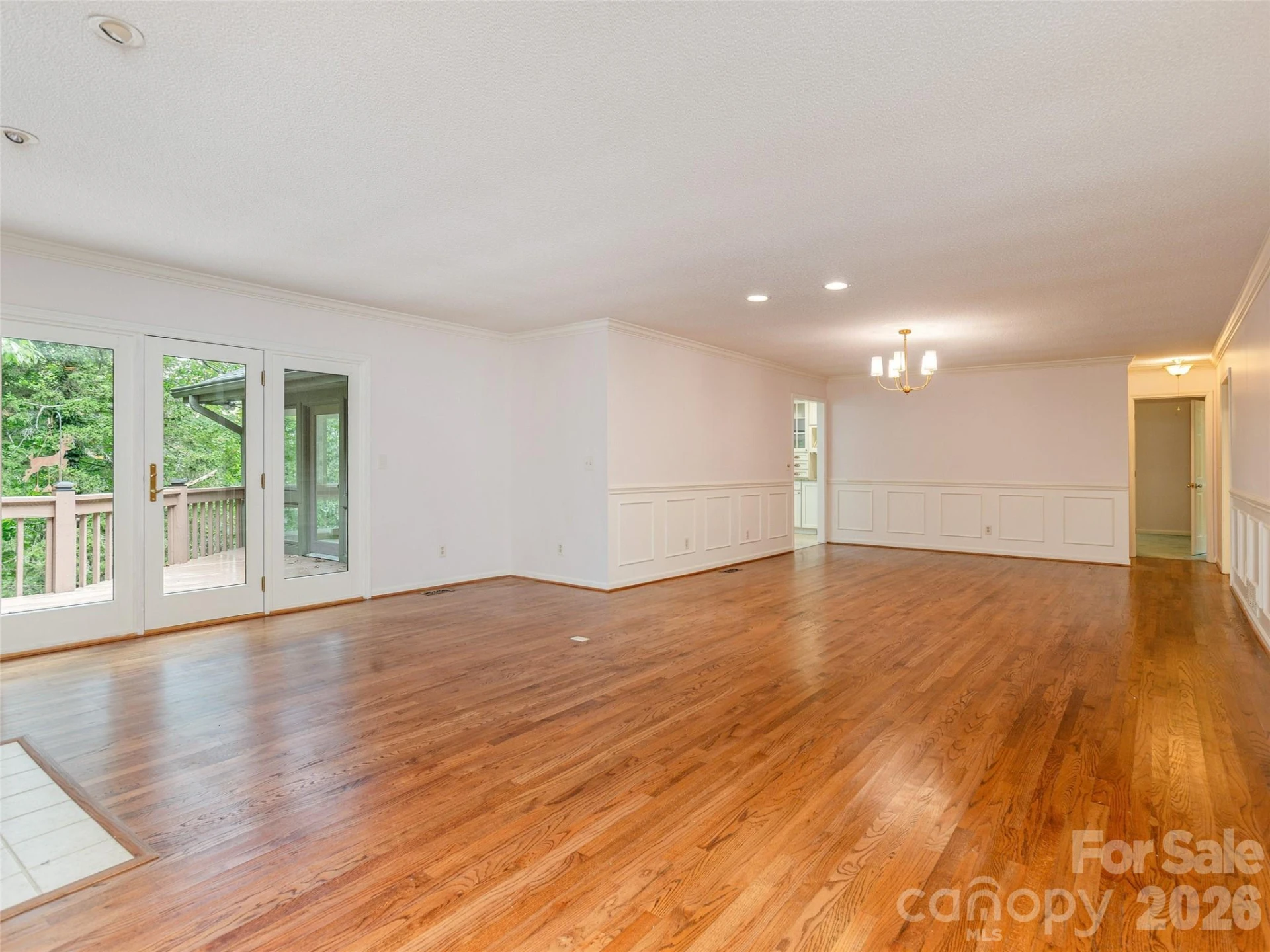 204 Greenleaf Drive - Photo 13