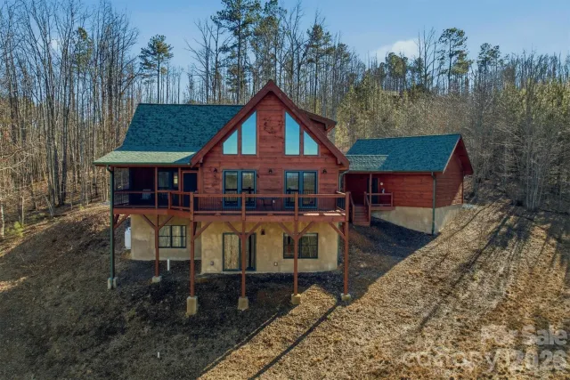338 Lakeview Trail