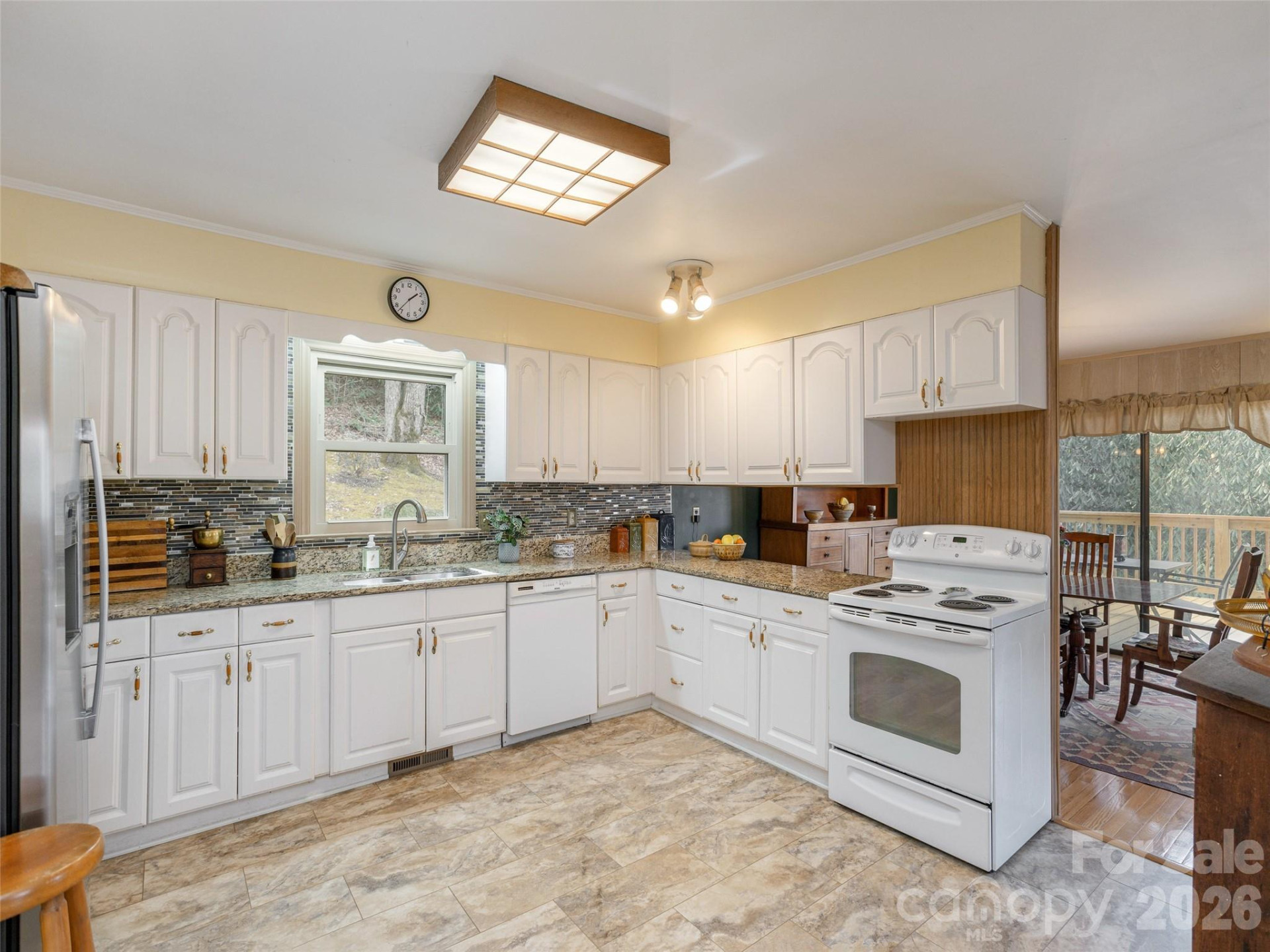 227 Sky Lake Drive - Photo 12