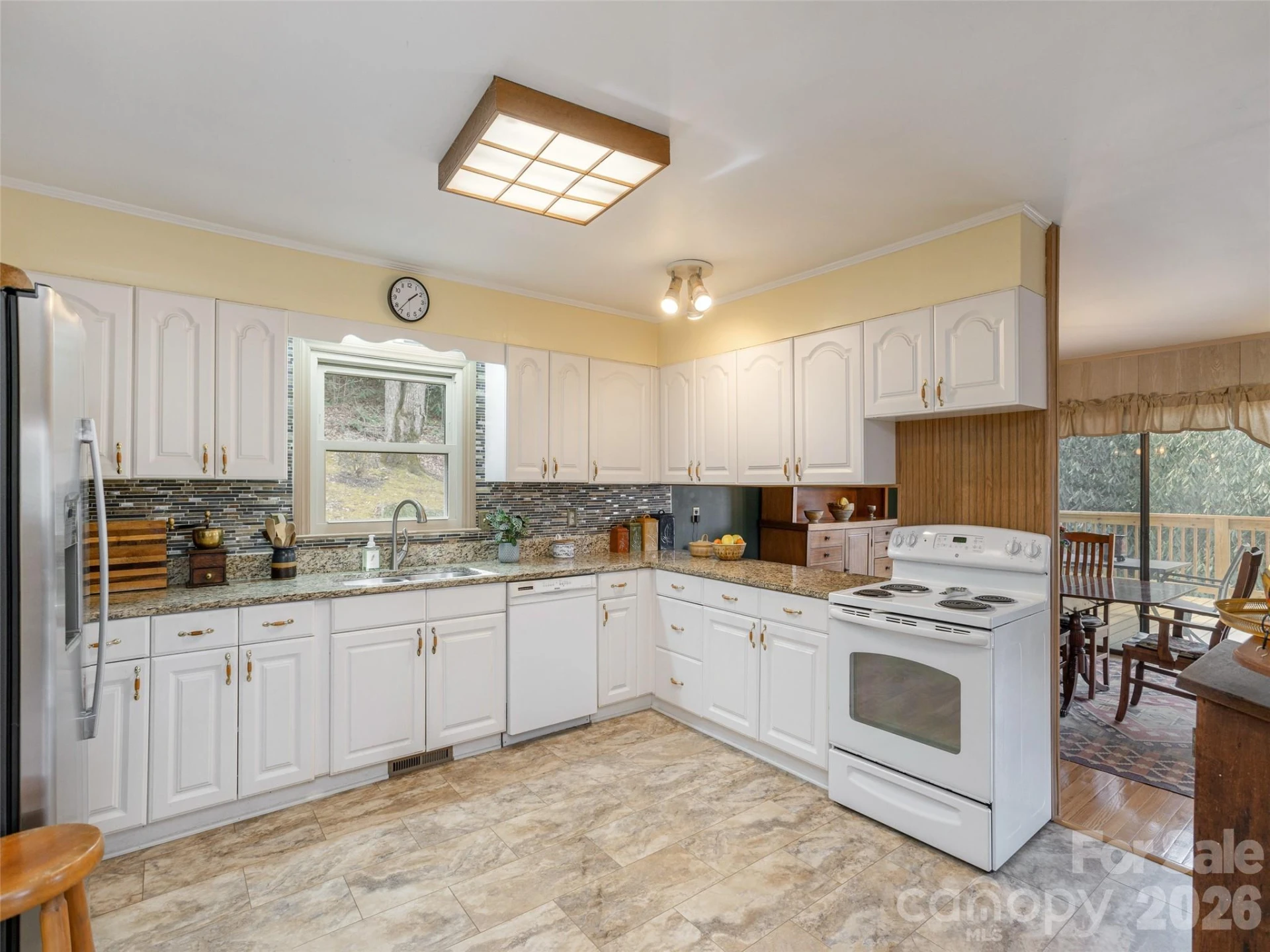 227 Sky Lake Drive - Photo 12