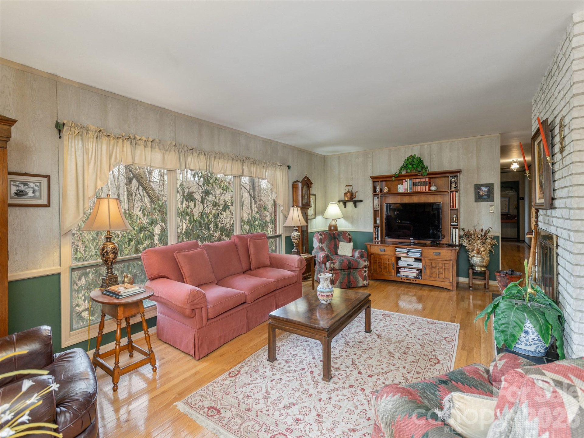 227 Sky Lake Drive - Photo 7