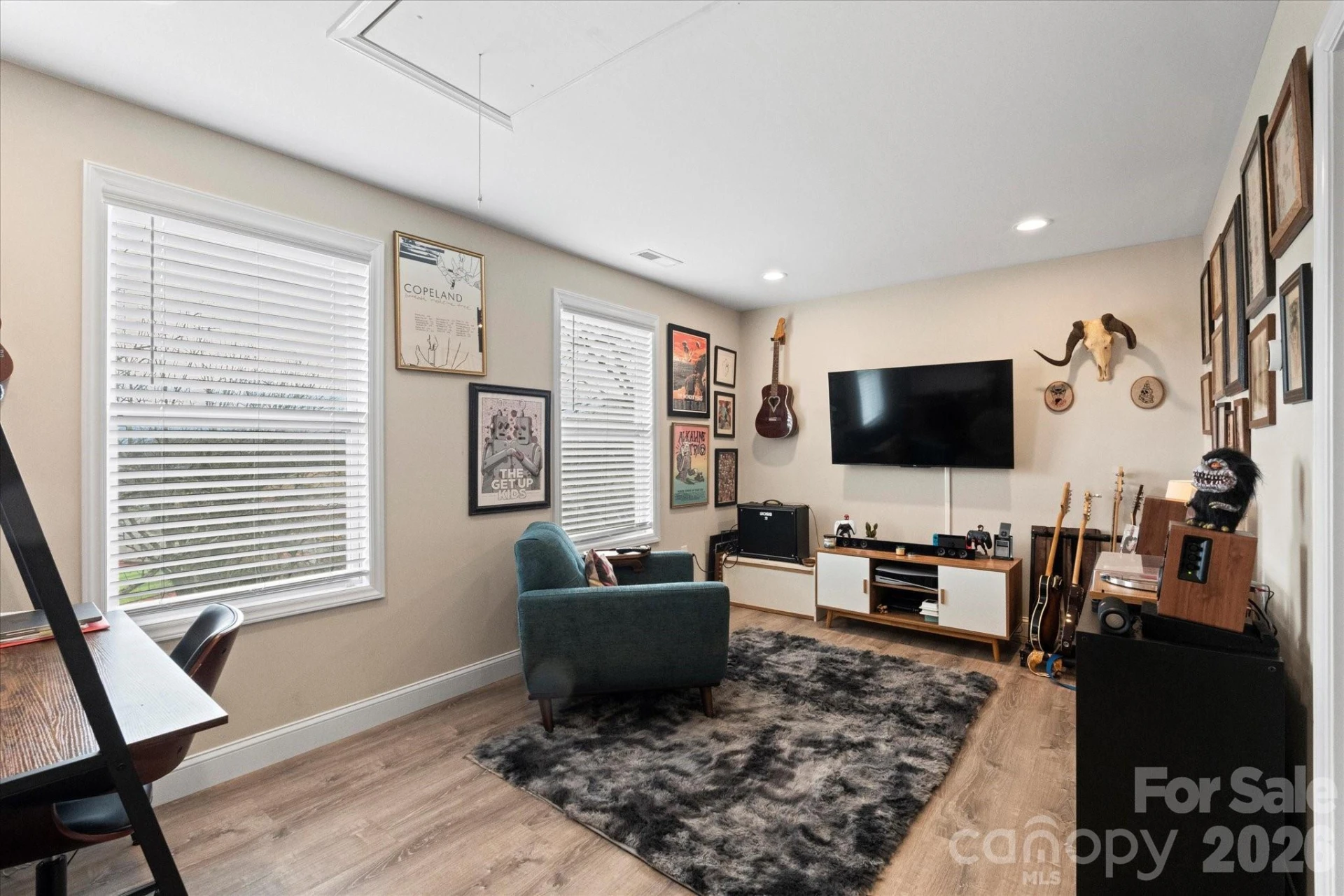 239 Northside Street - Photo 12