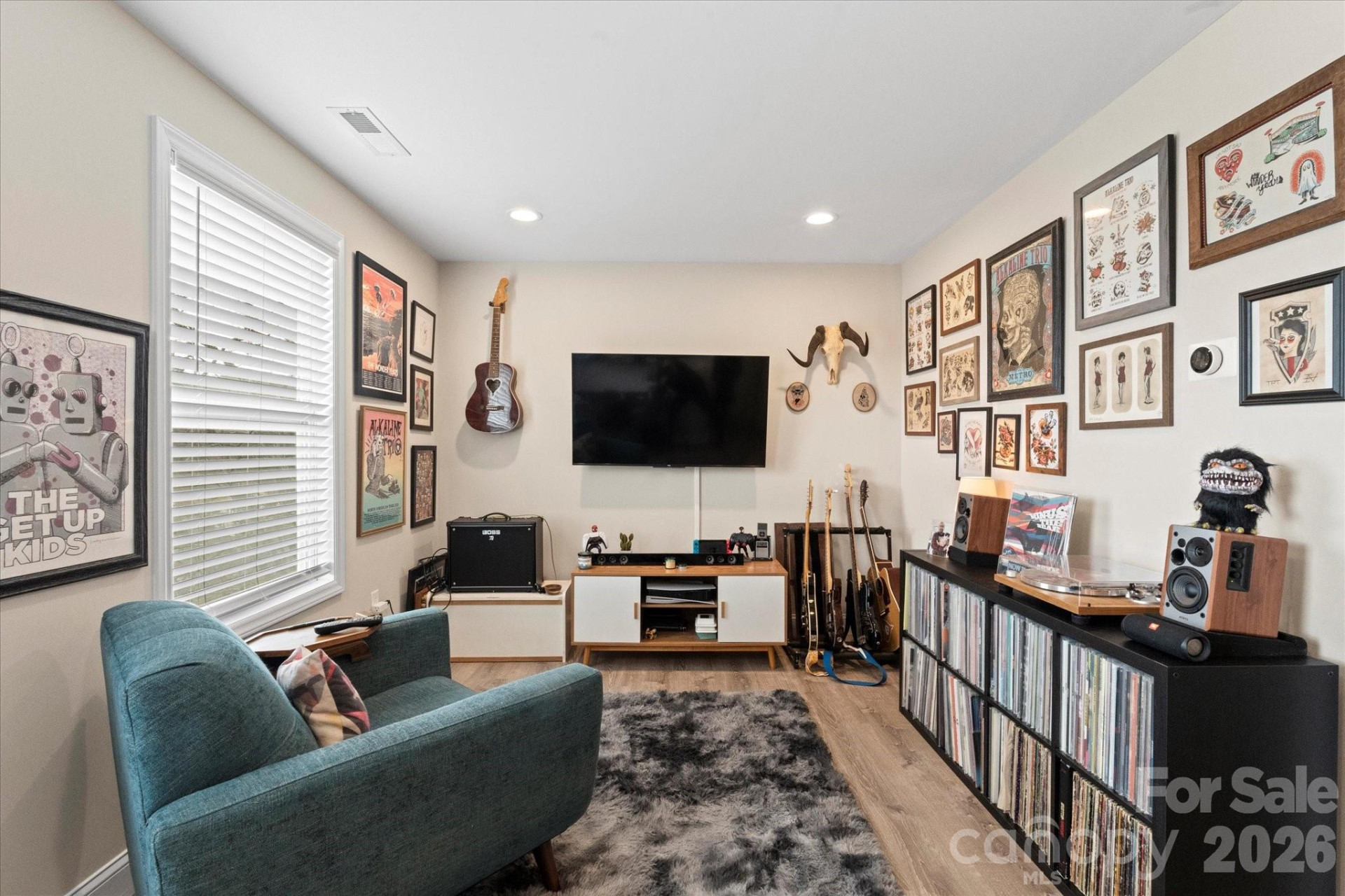 239 Northside Street - Photo 13