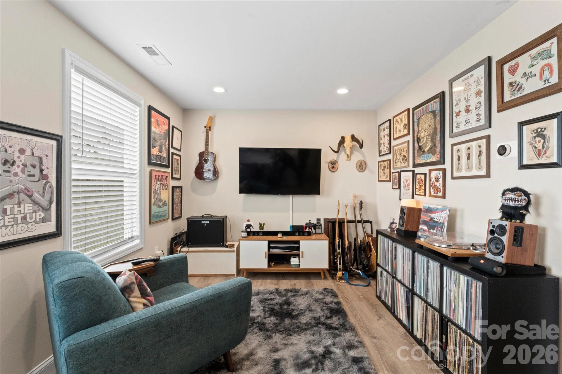 239 Northside Street - Photo 13
