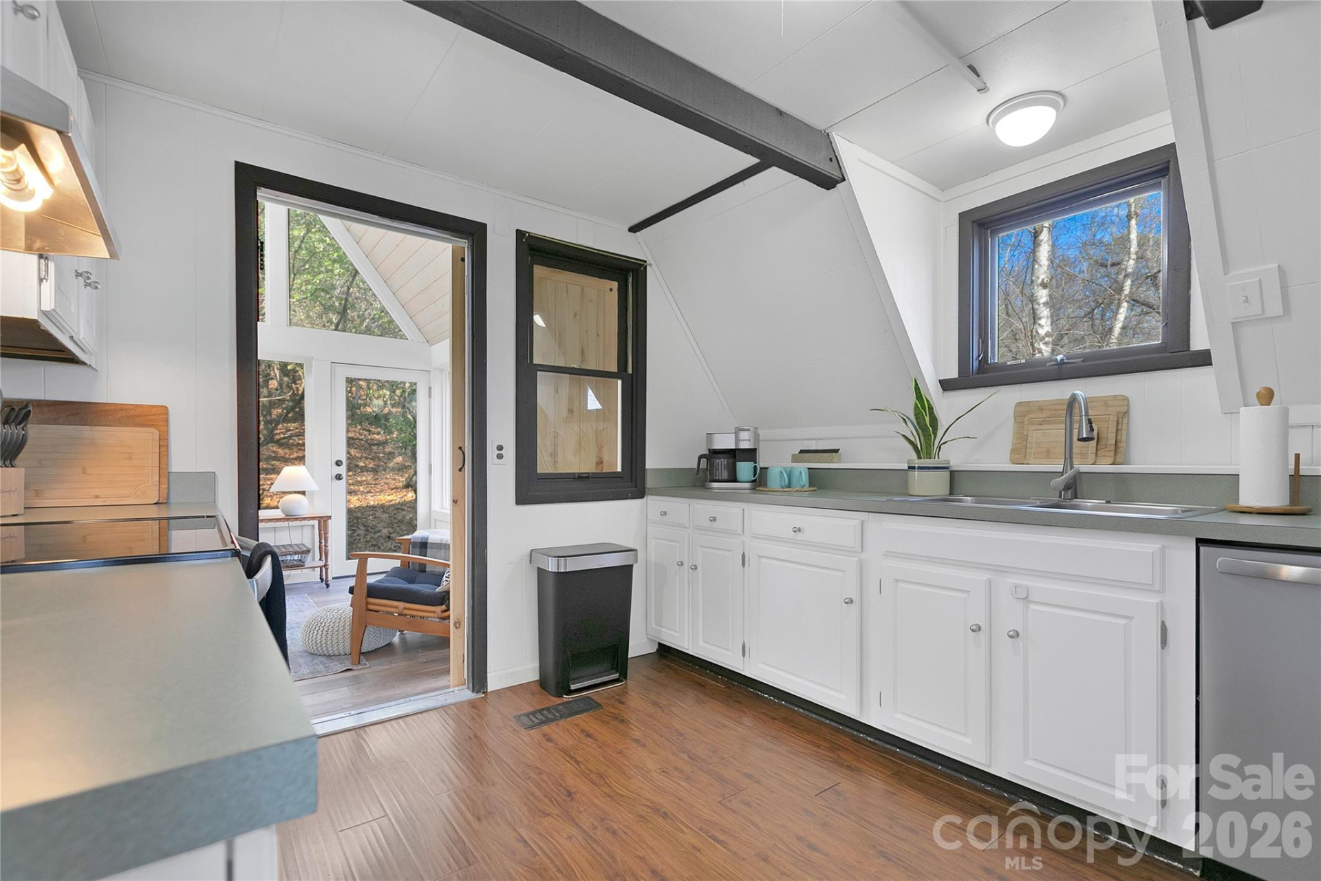 207 Unvquolad Court #L87/U29 - Photo 24