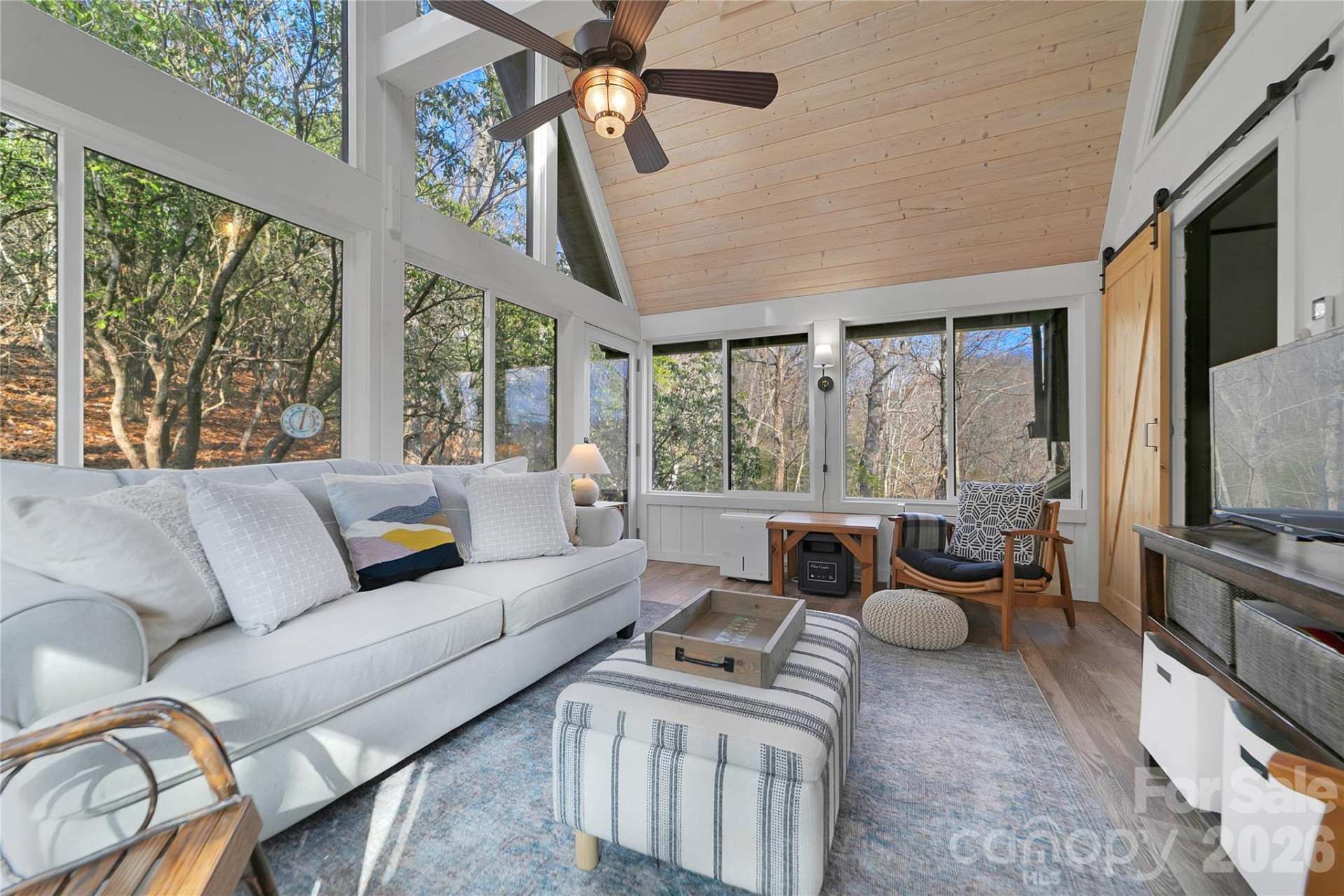 207 Unvquolad Court #L87/U29 - Photo 28