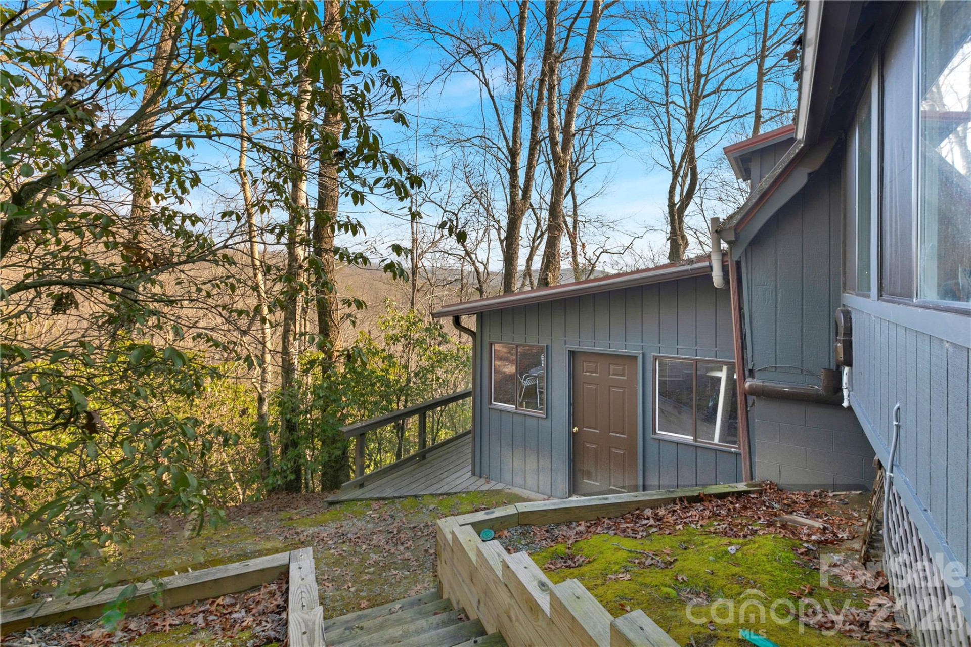 207 Unvquolad Court #L87/U29 - Photo 38