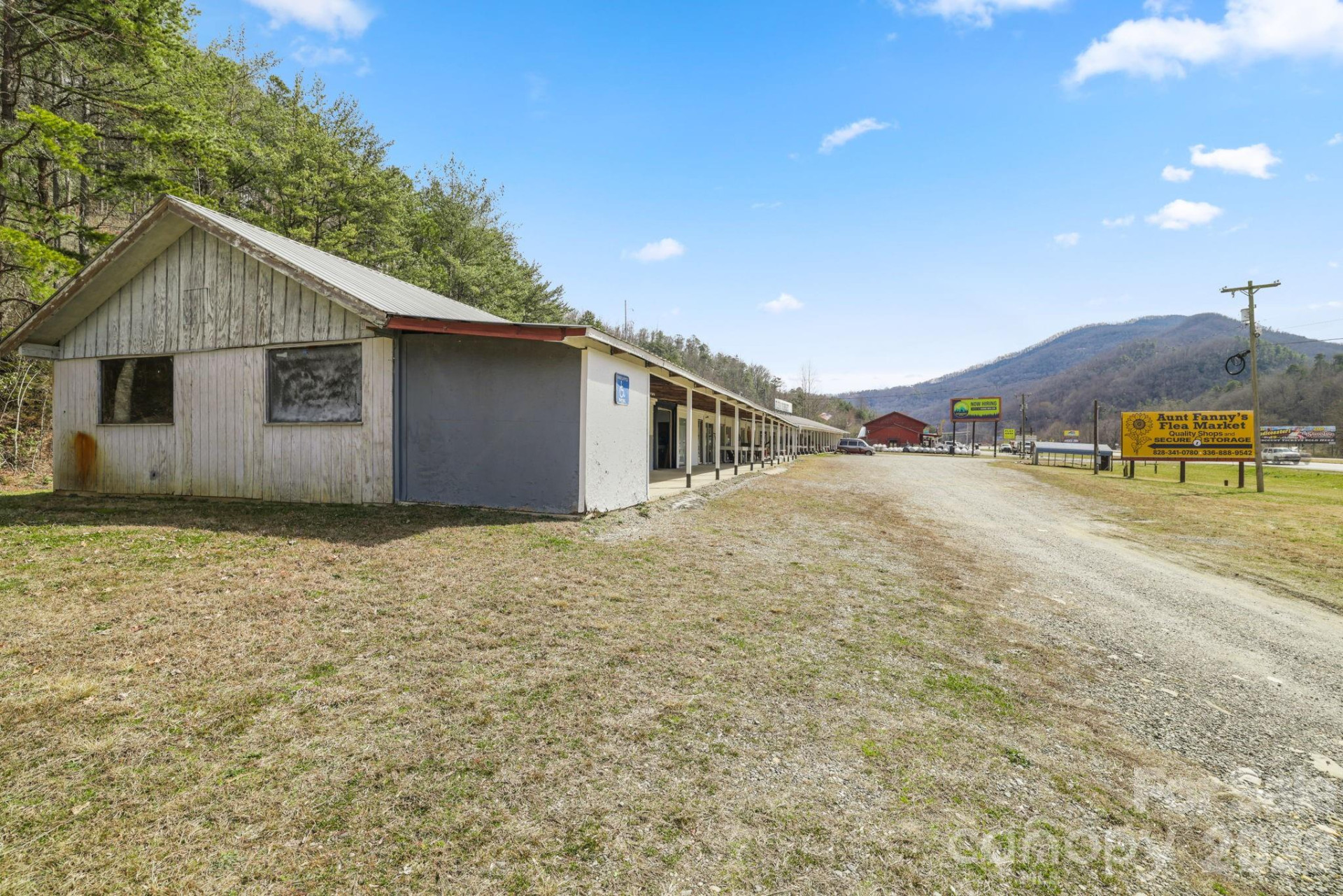 5262-5264 US 74 Highway - Photo 18