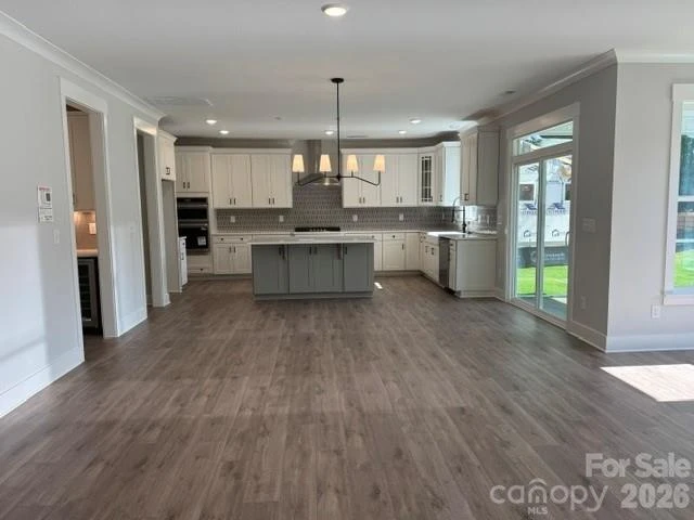5062 McLaughlin Loop - Photo 5