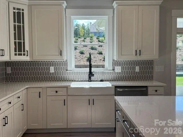 5062 McLaughlin Loop - Photo 8