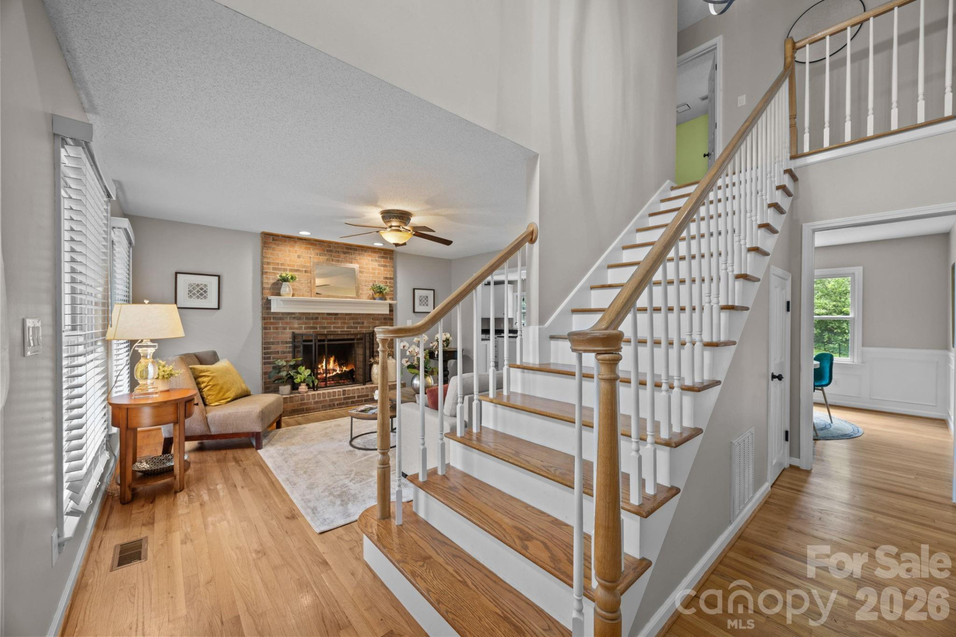 6 Springfield Way - Photo 4