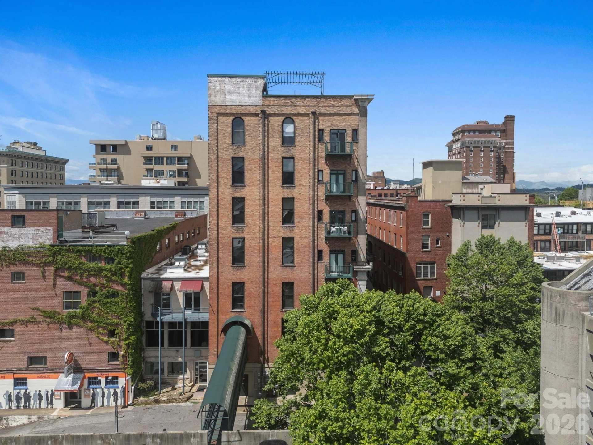 84 Walnut Street #405 - Photo 3