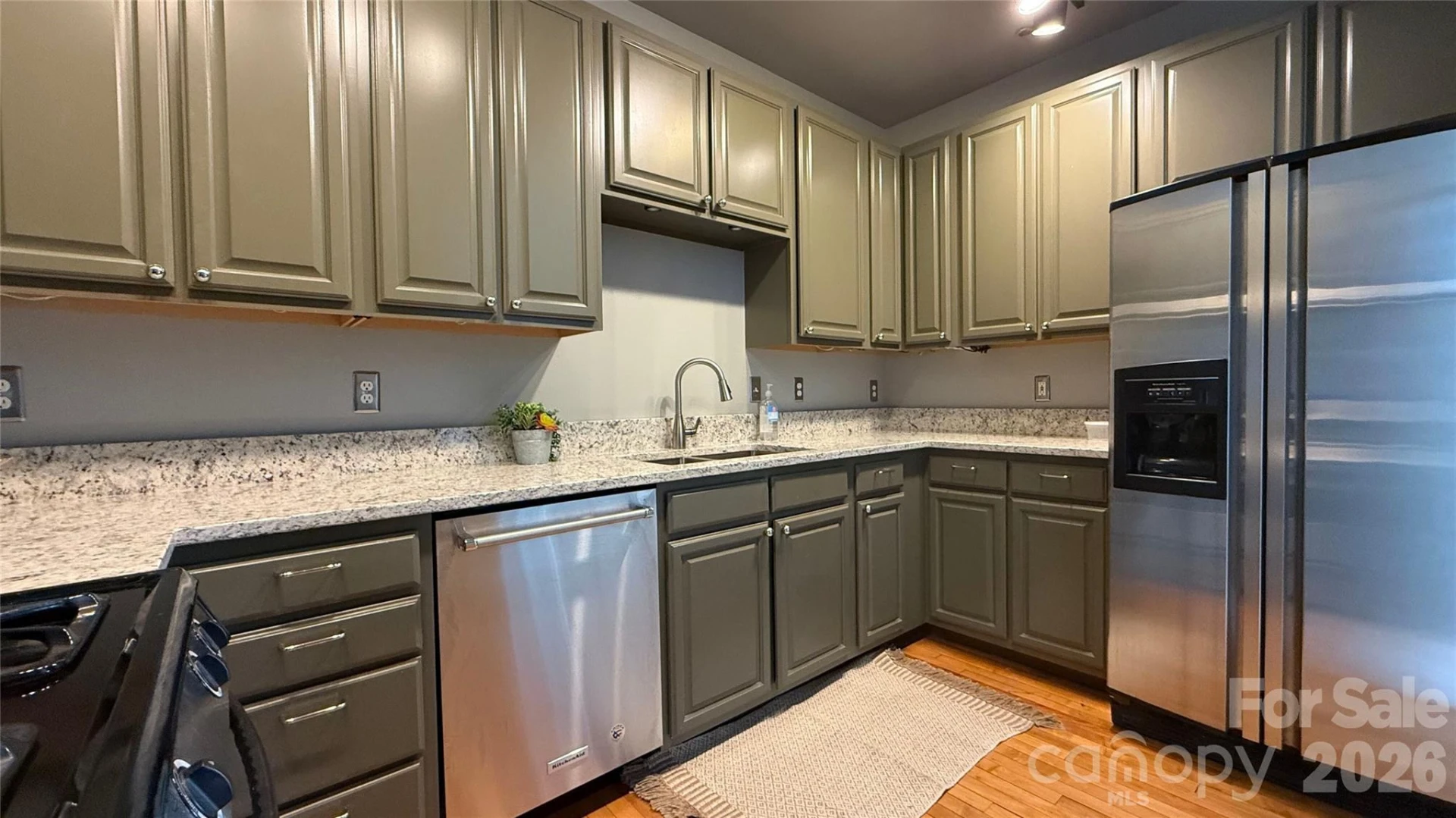 84 Walnut Street #405 - Photo 44