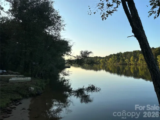 1800 Hilferty Road, Hickory, NC, 28601