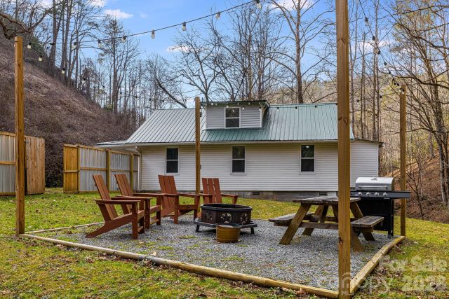 12730 Hwy 19 W None, Bryson City, NC, 28713