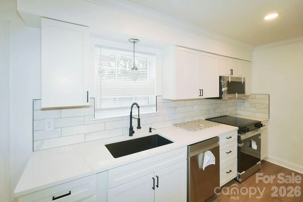 8805 Hunter Ridge Drive - Photo 8
