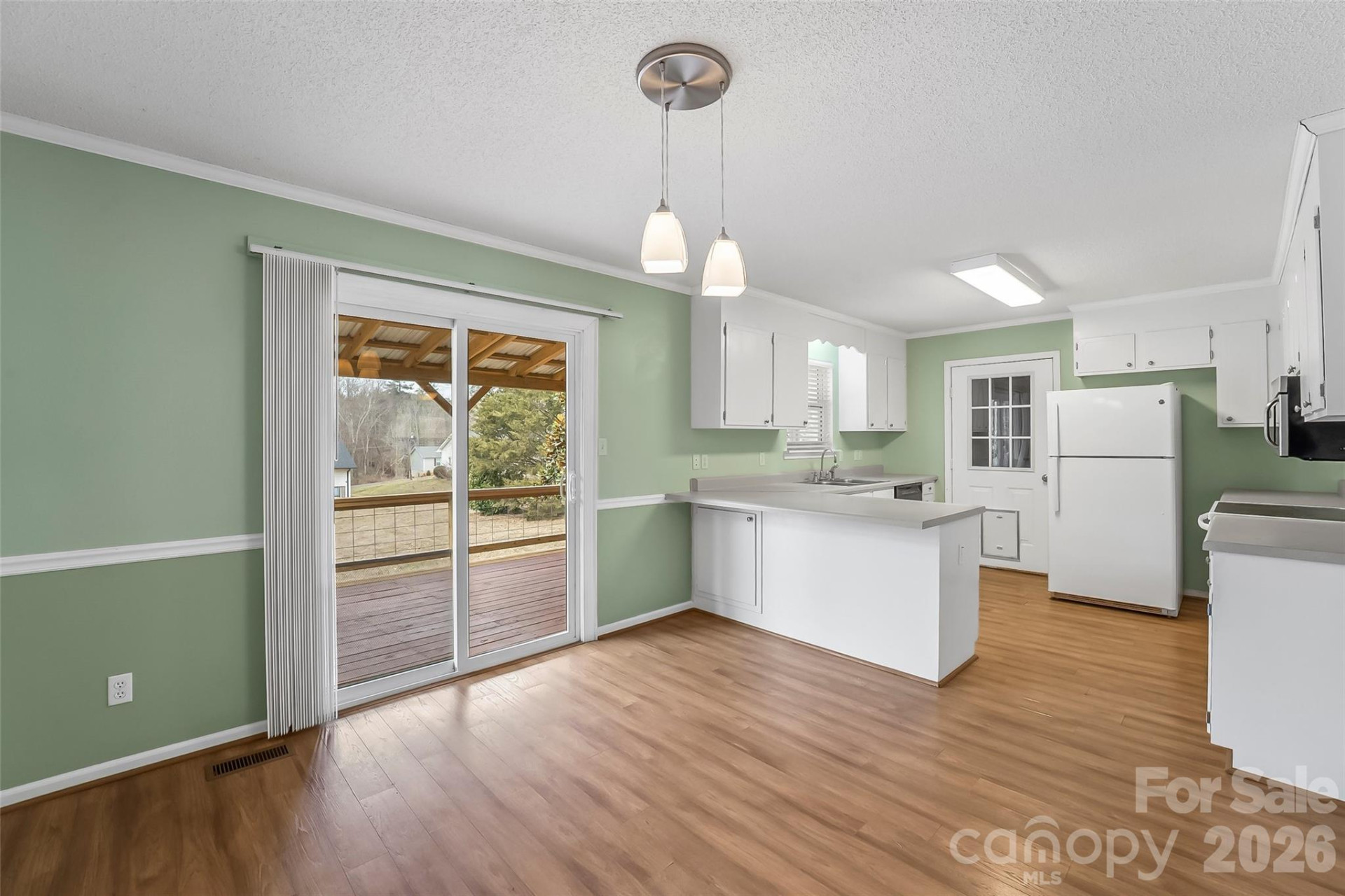 1855 Eastbrook Circle - Photo 5