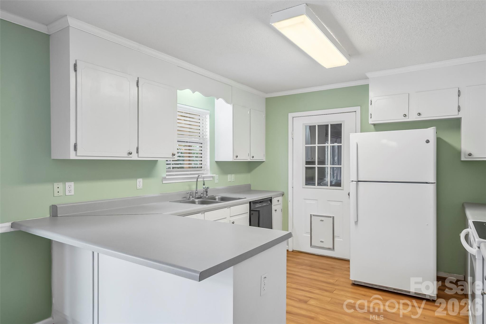 1855 Eastbrook Circle - Photo 8