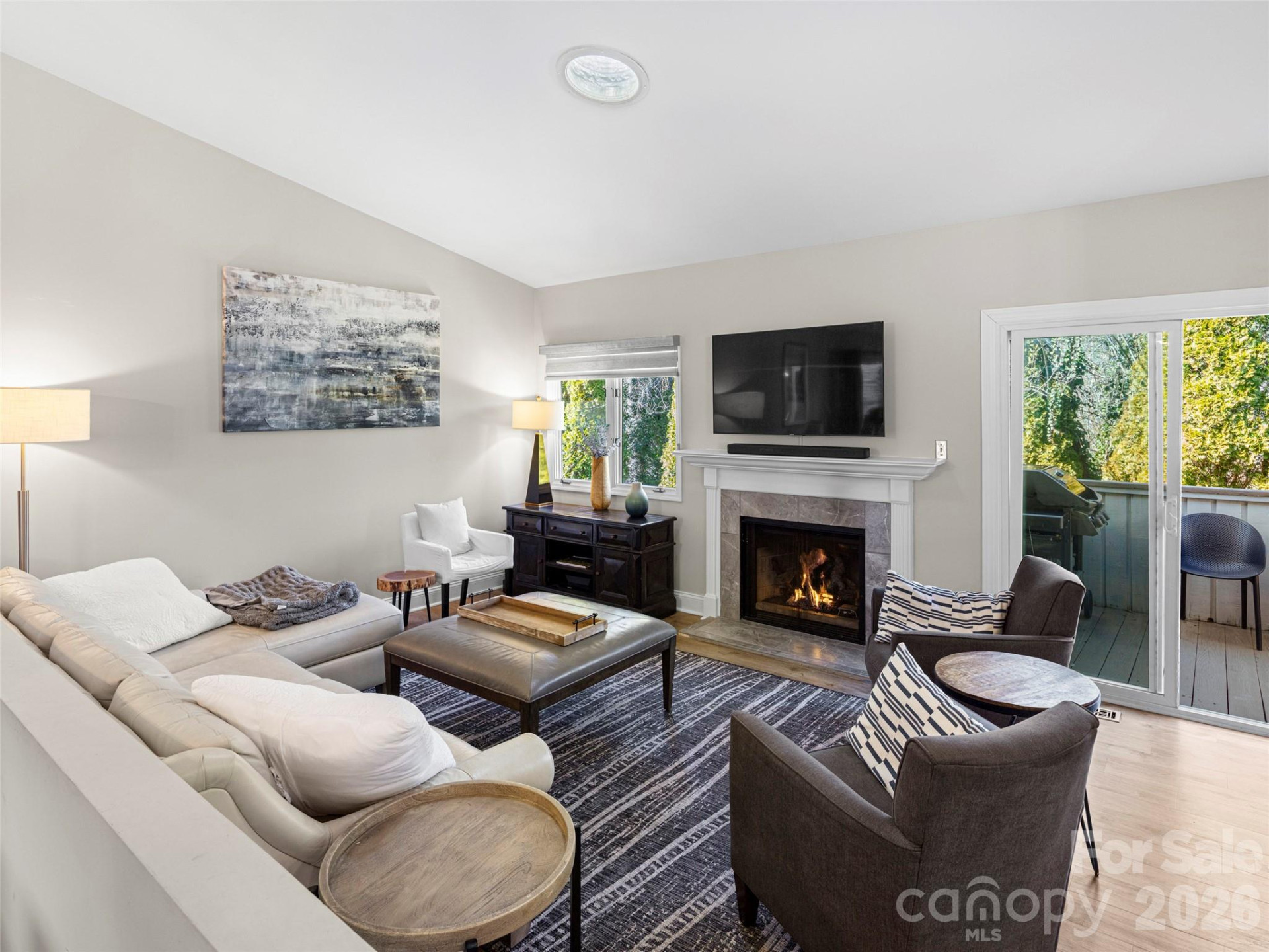 120 Deerlake Drive - Photo 3