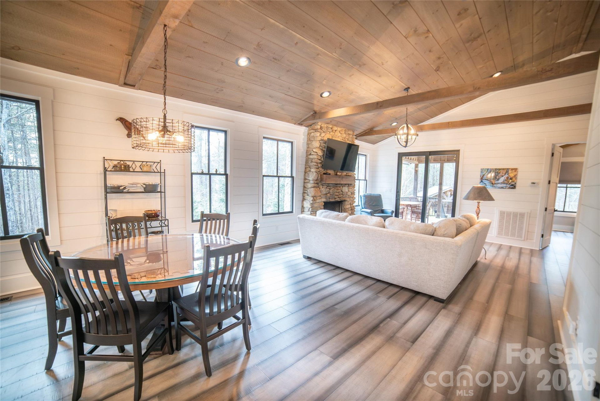 2004 Fergusons Folly Drive - Photo 16