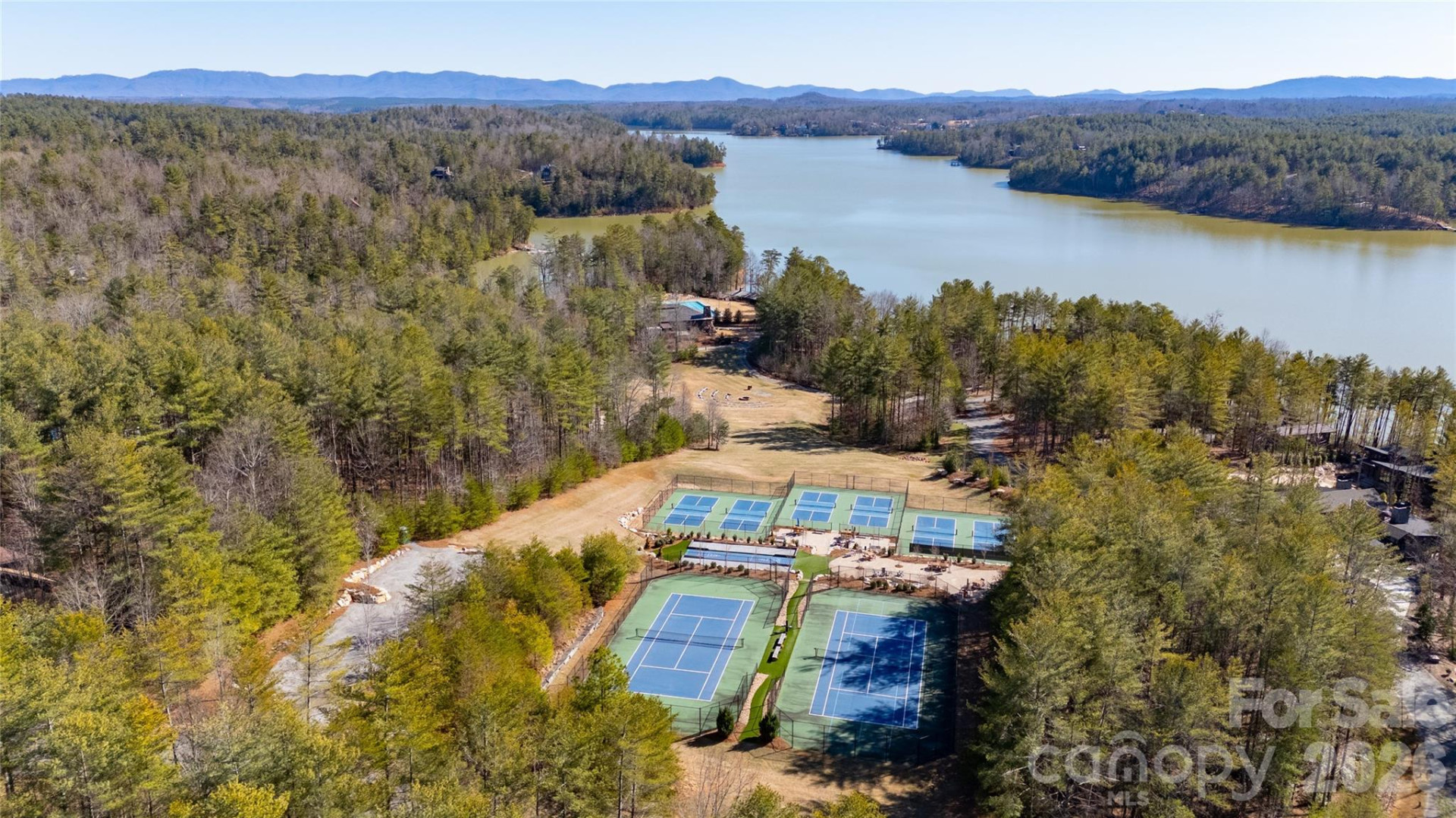 2004 Fergusons Folly Drive - Photo 32