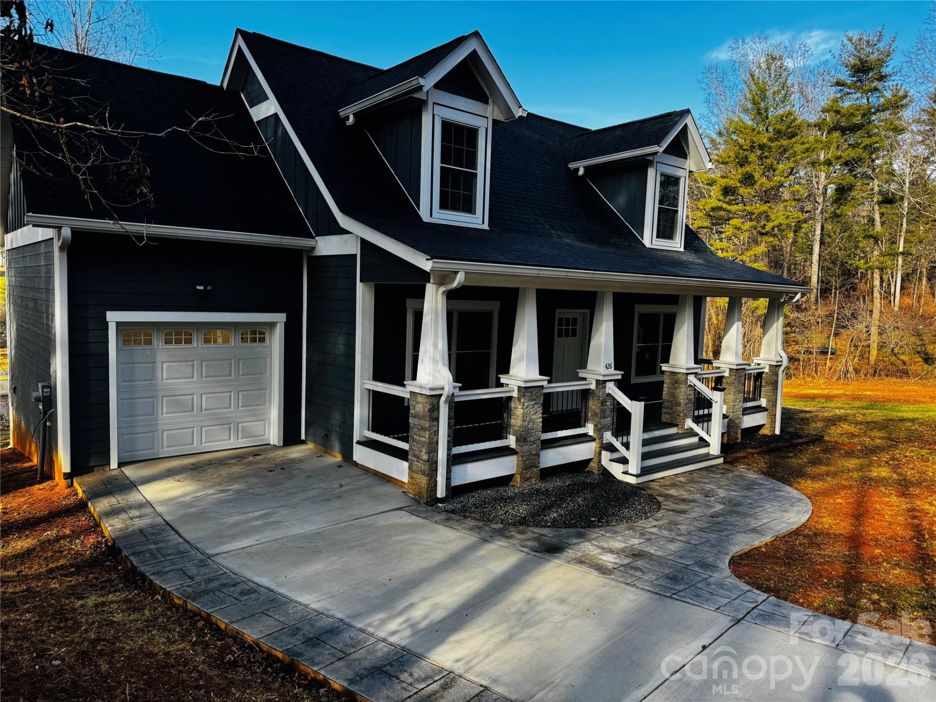 426 Shadow Wood Drive - Photo 3