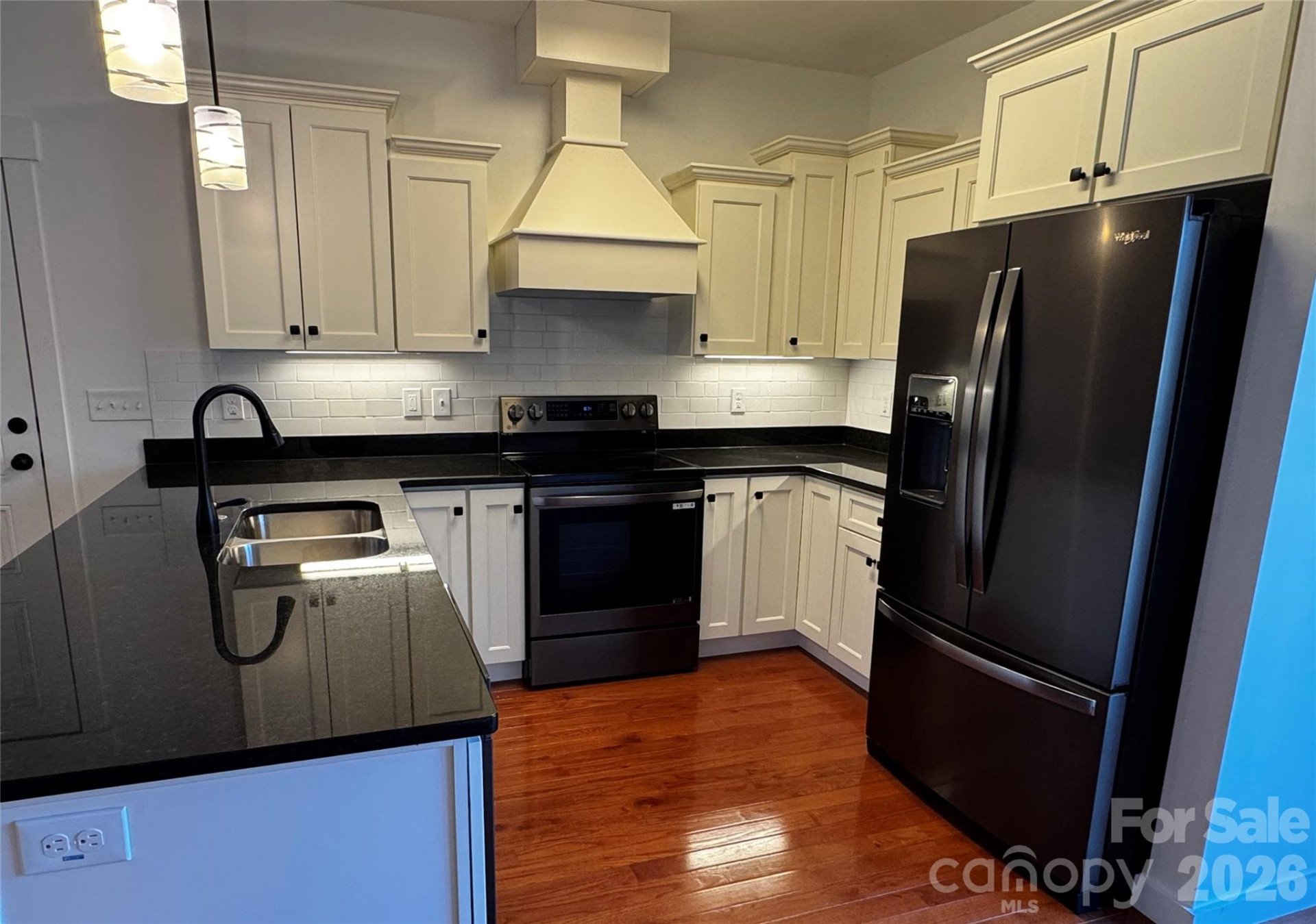 426 Shadow Wood Drive - Photo 6