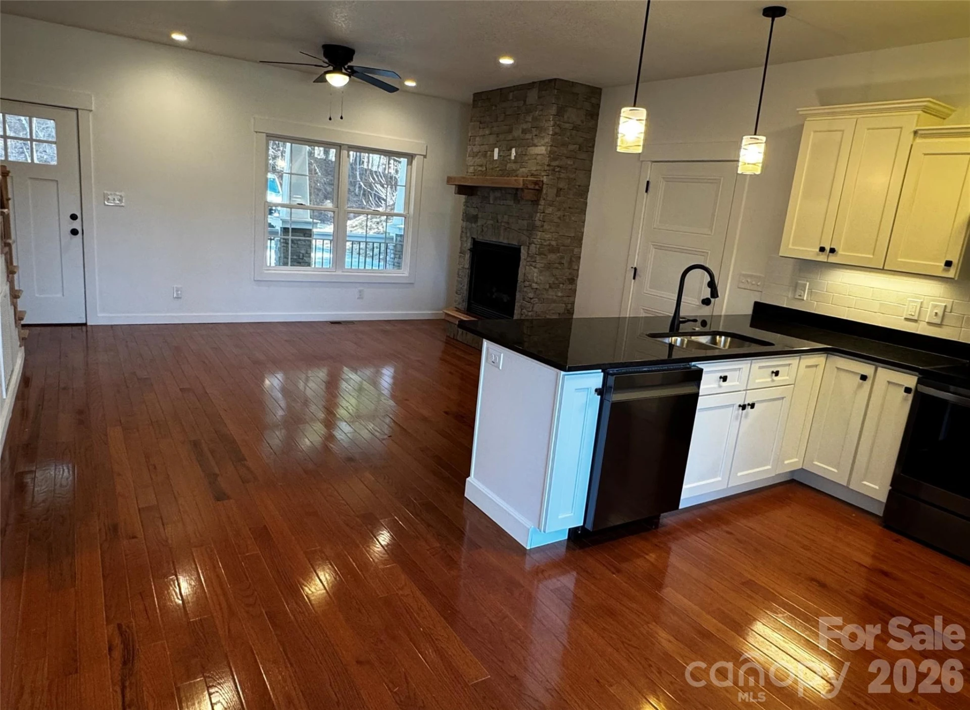 426 Shadow Wood Drive - Photo 7