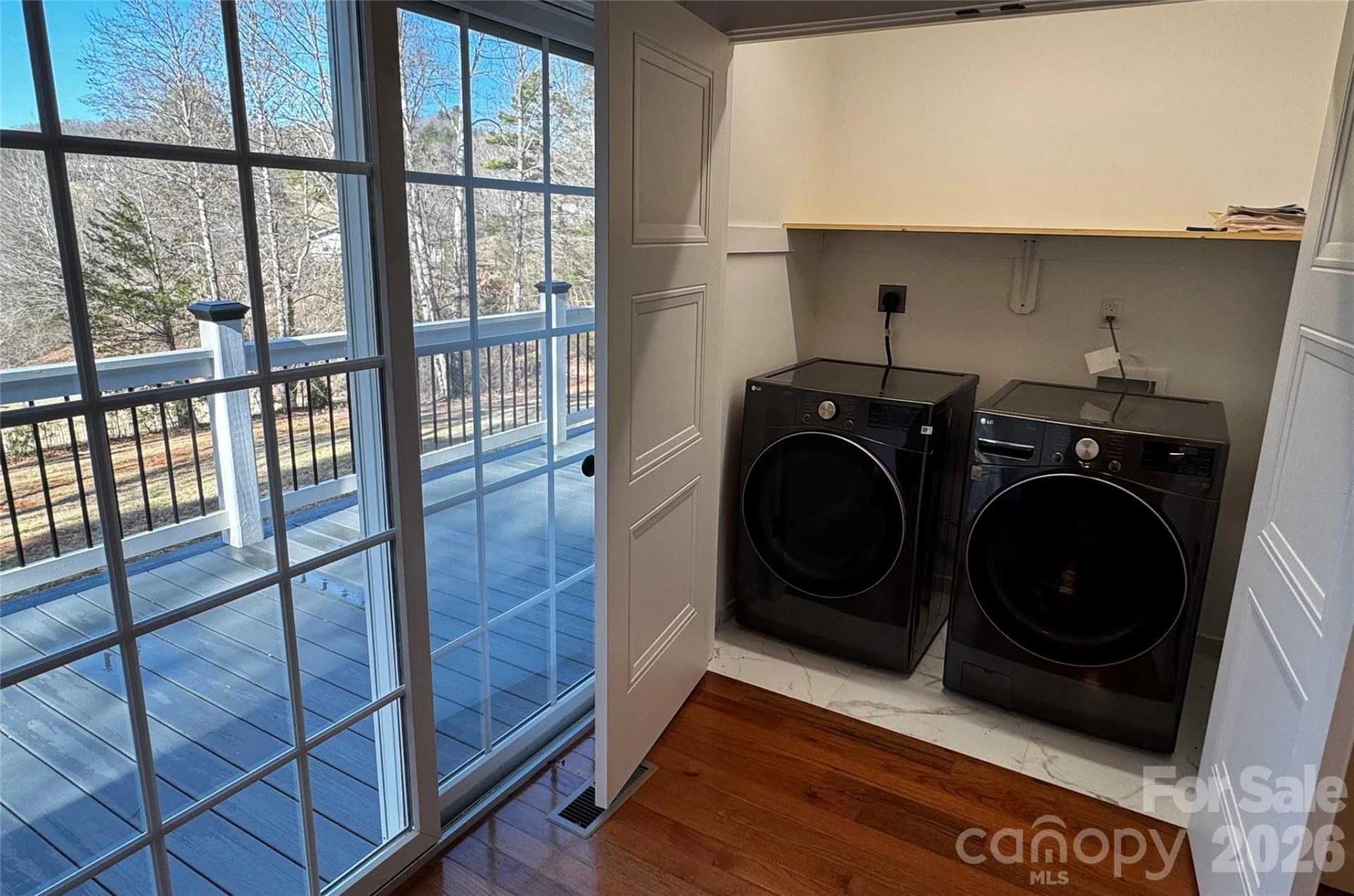426 Shadow Wood Drive - Photo 8