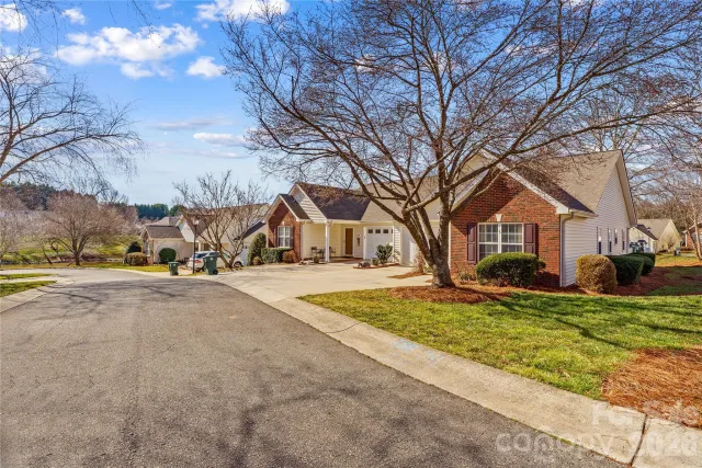 143 Ashwood Lane