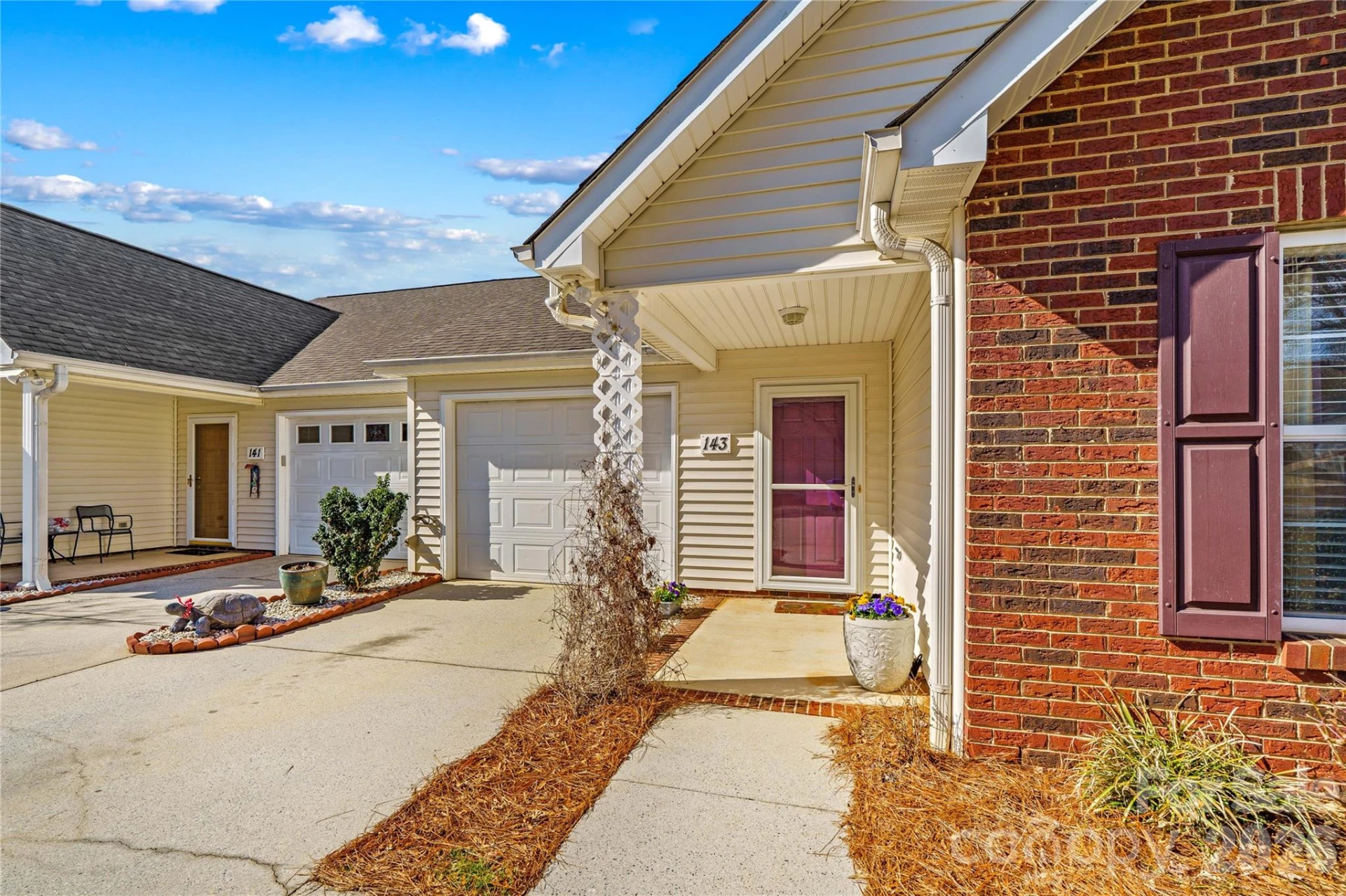 143 Ashwood Lane - Photo 3