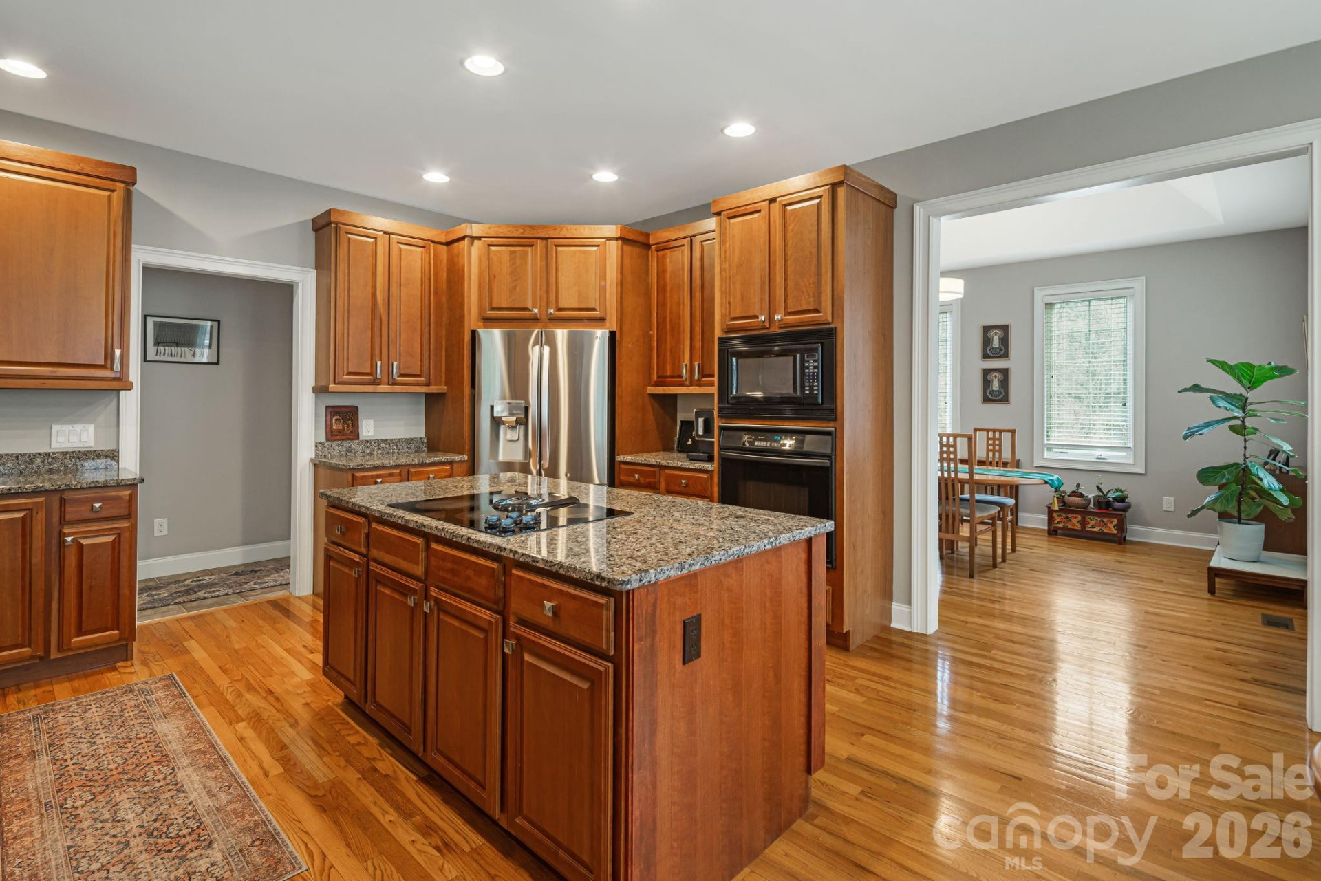 405 Mistletoe Trail - Photo 10