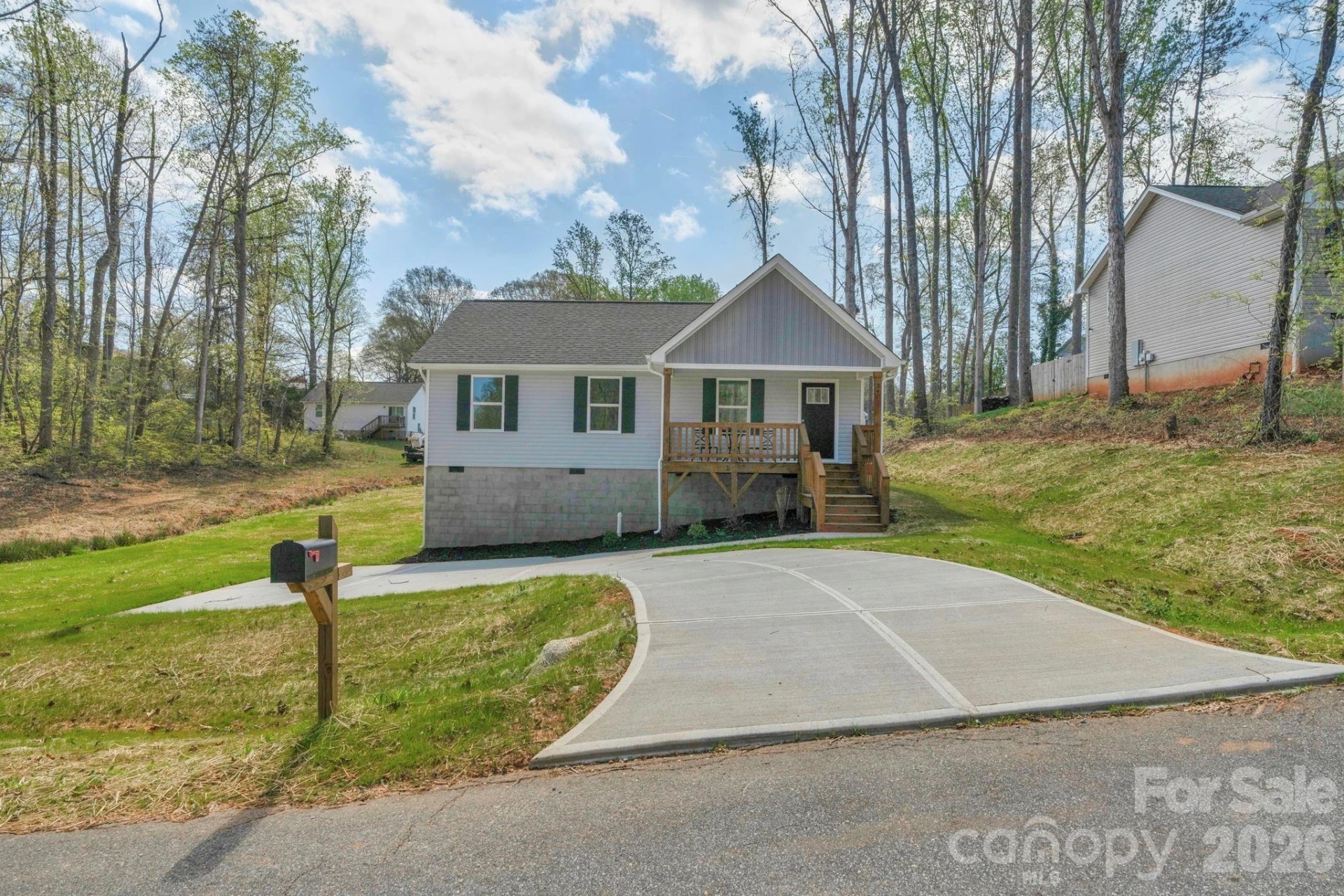 240 Parkland Drive - Photo 32