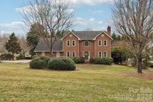113 Forest Avenue - Photo 2