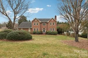113 Forest Avenue - Photo 3