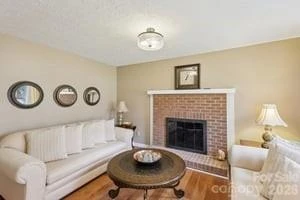 113 Forest Avenue - Photo 22