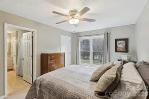 113 Forest Avenue - Photo 30