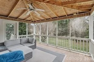 113 Forest Avenue - Photo 42