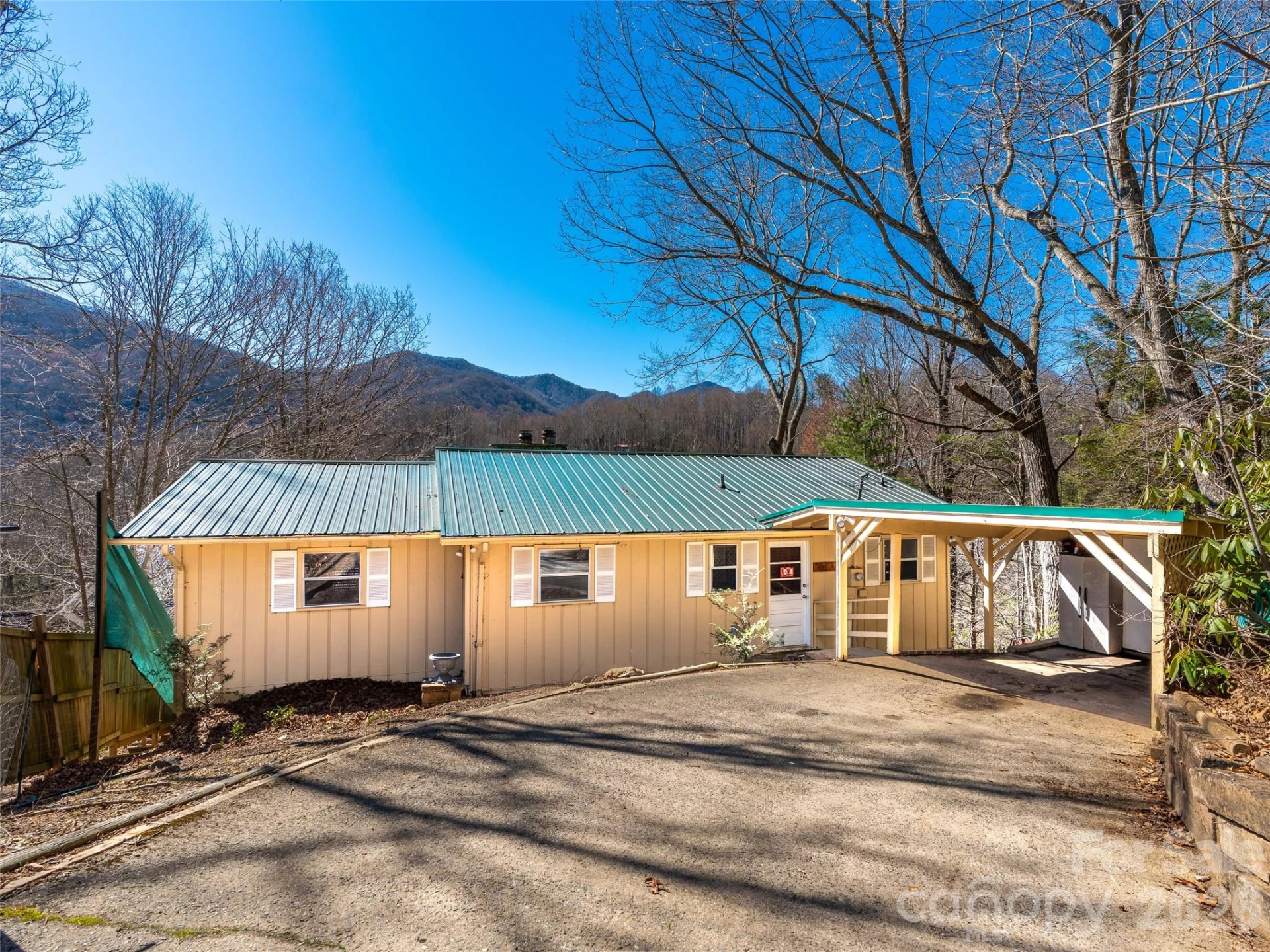 174 Pleasant Ridge