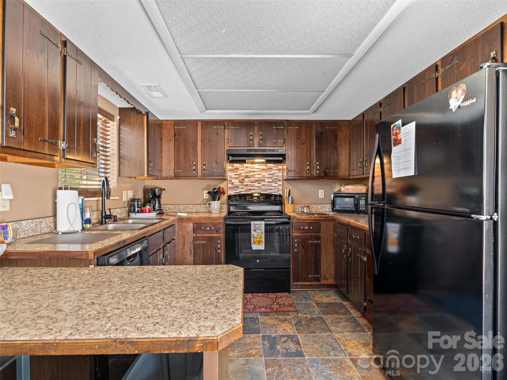 174 Pleasant Ridge - Photo 16