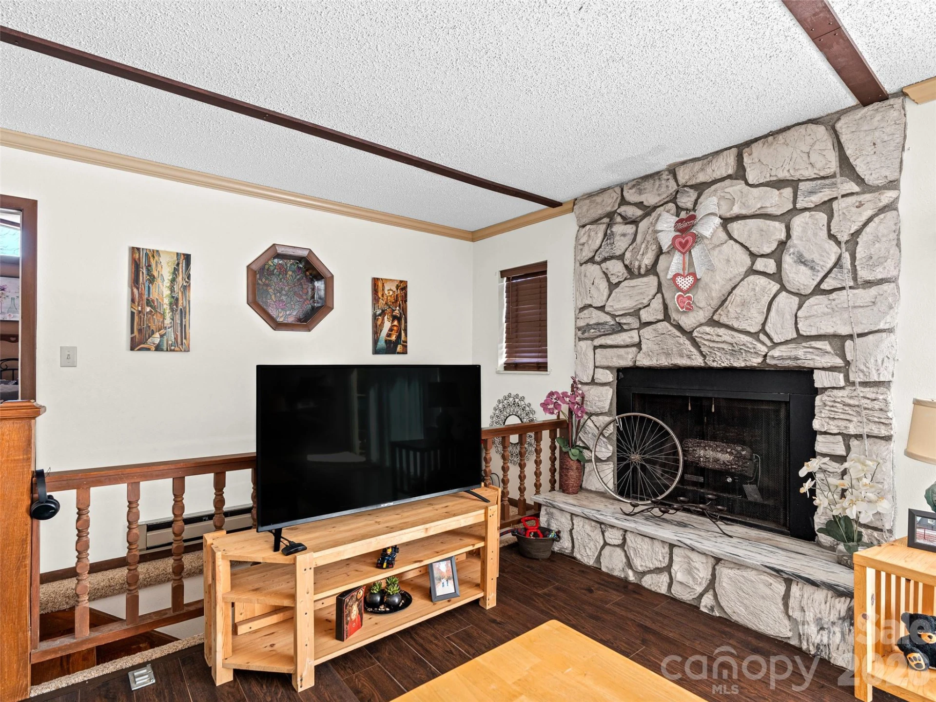 174 Pleasant Ridge - Photo 6