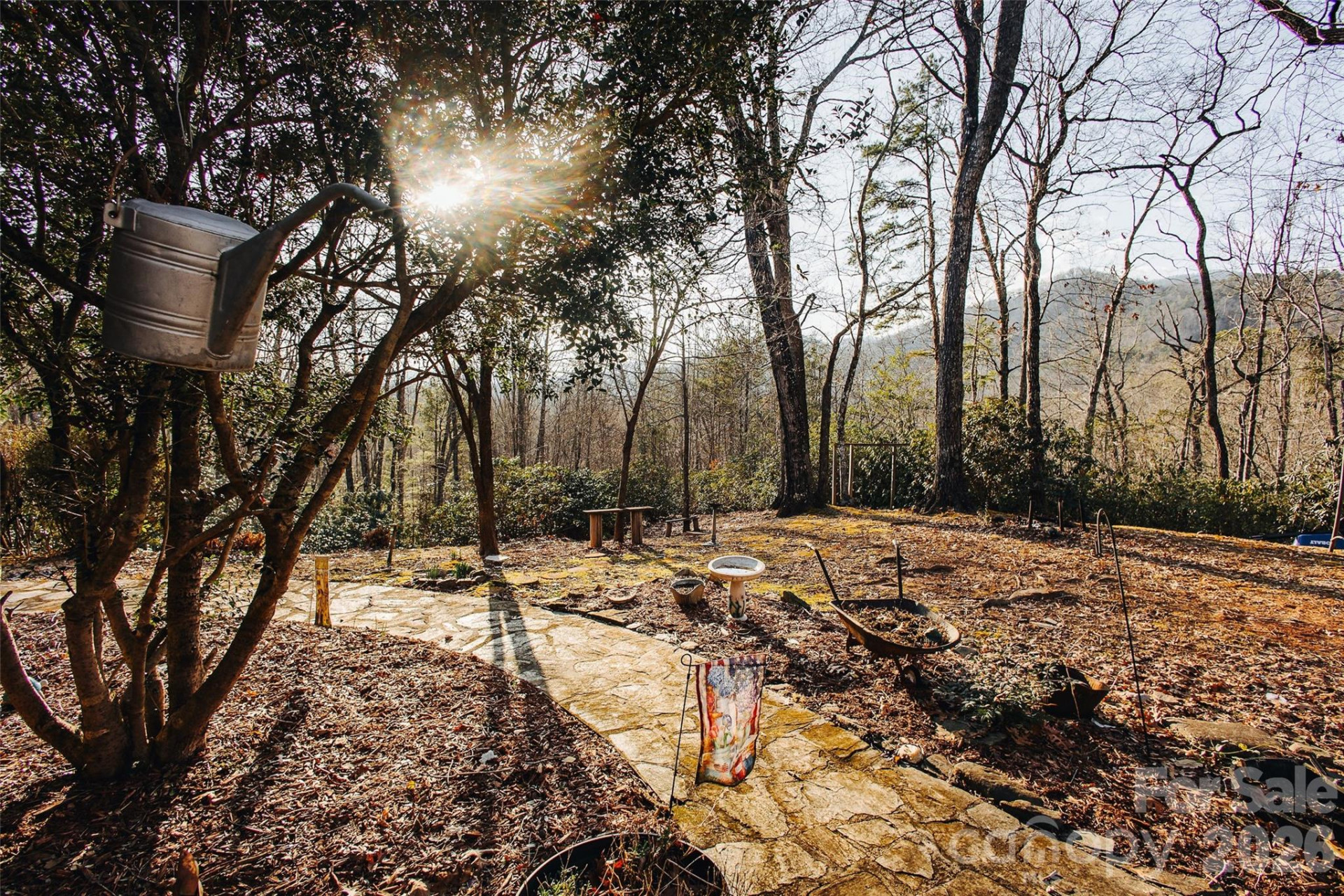 190 Executive Estates Drive - Photo 3