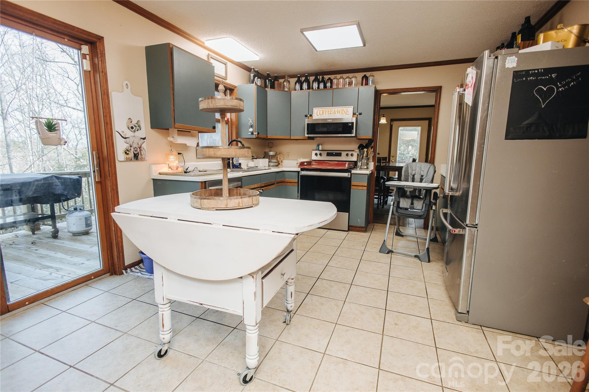 190 Executive Estates Drive - Photo 9