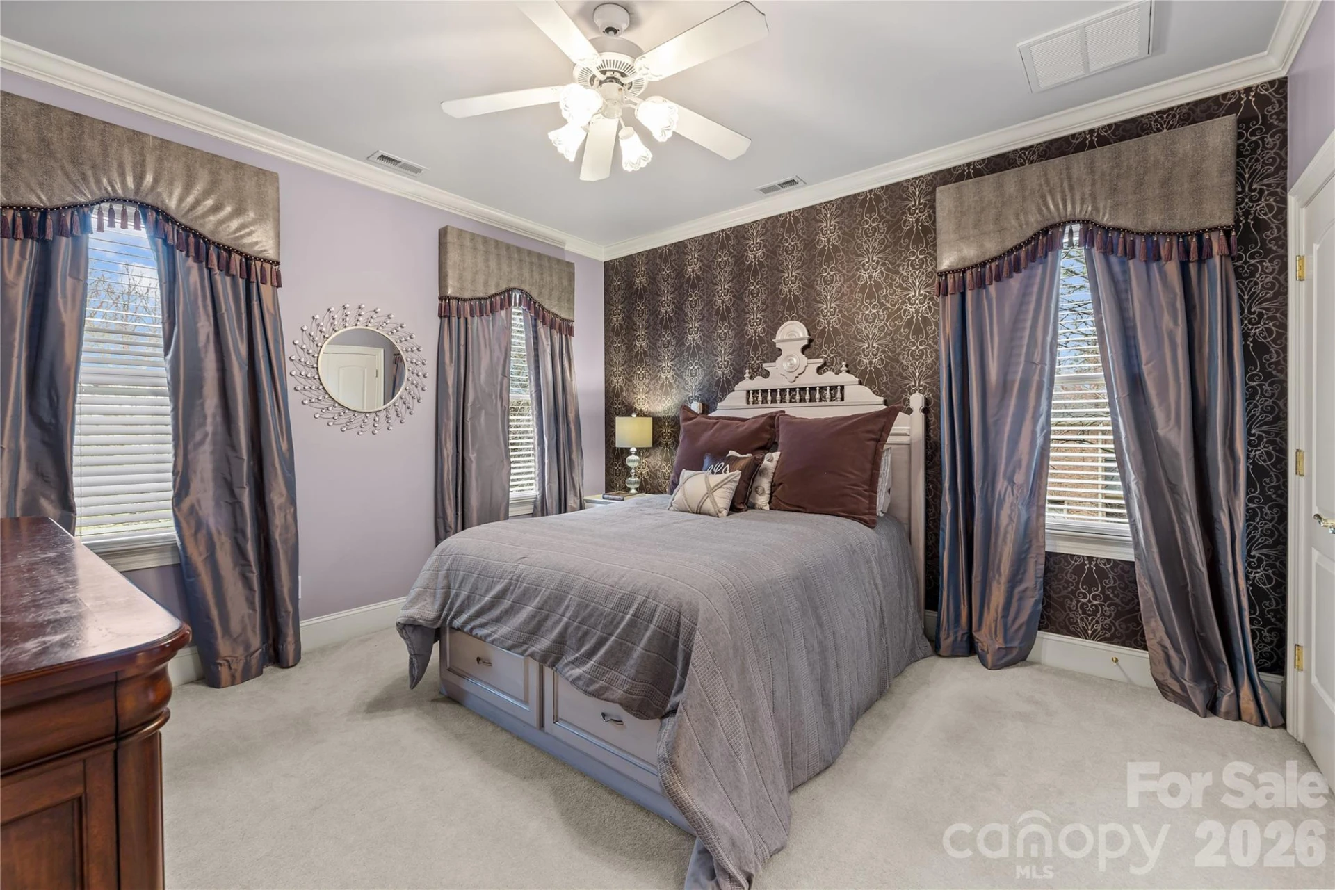 1009 Honors Court - Photo 32
