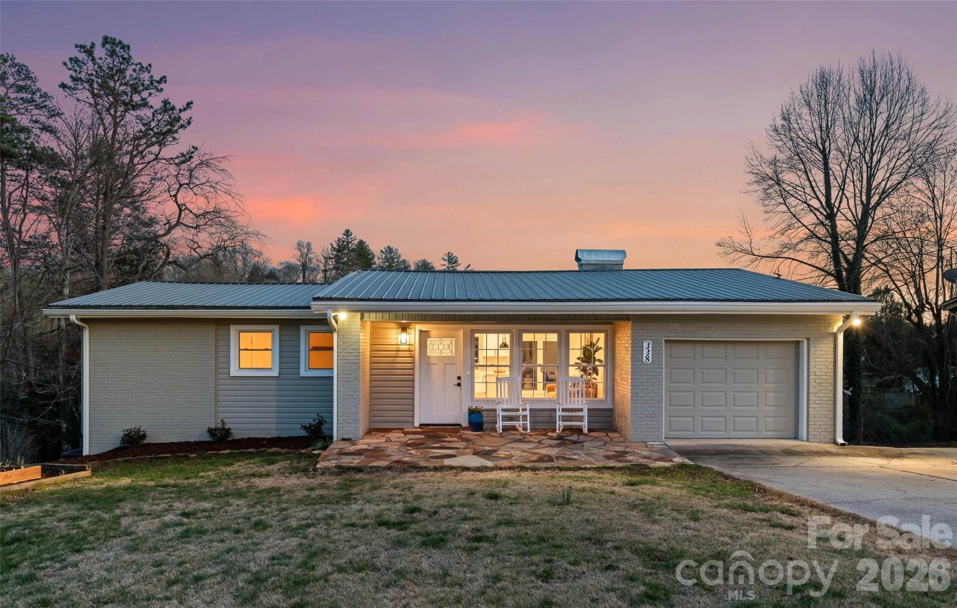 338 Hawthorne Drive