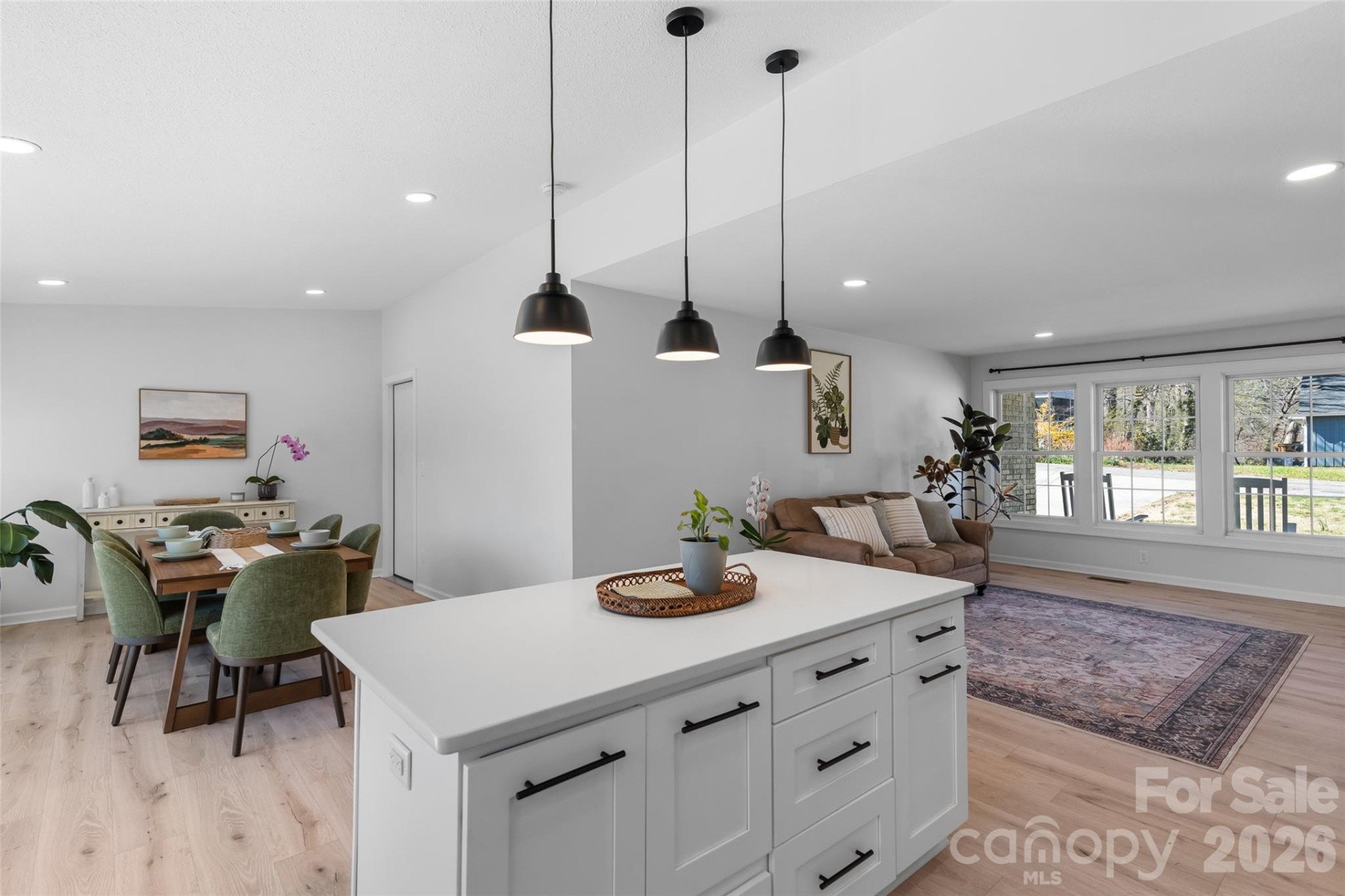 338 Hawthorne Drive - Photo 12