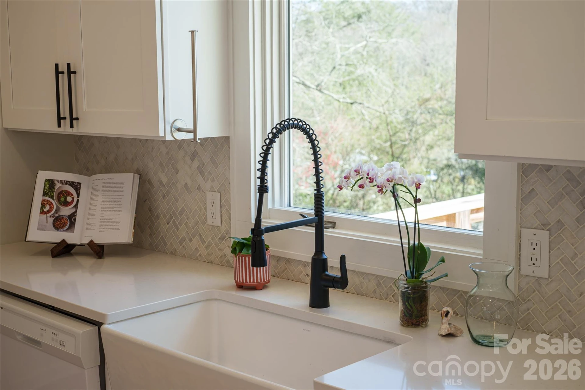 338 Hawthorne Drive - Photo 14