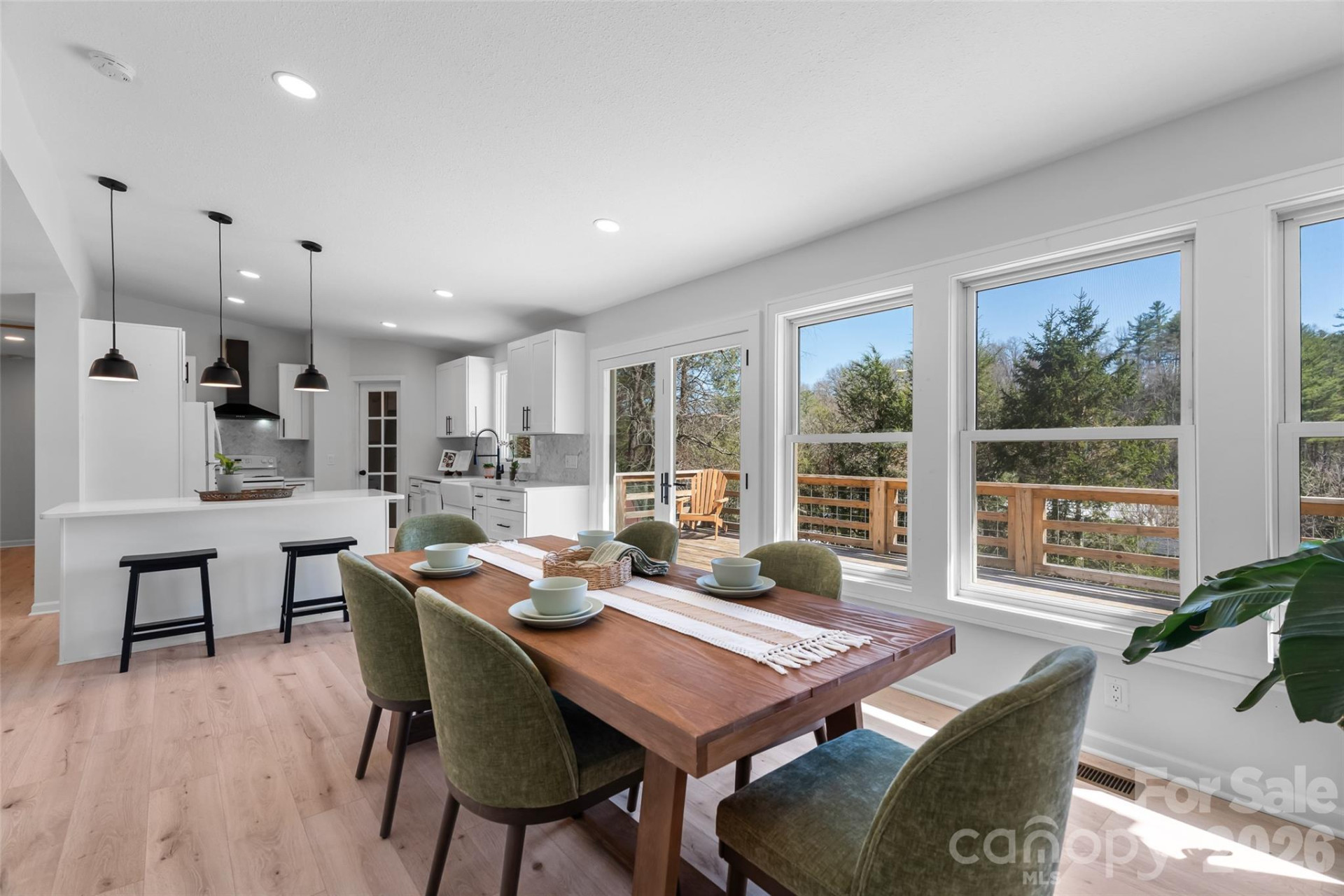 338 Hawthorne Drive - Photo 17